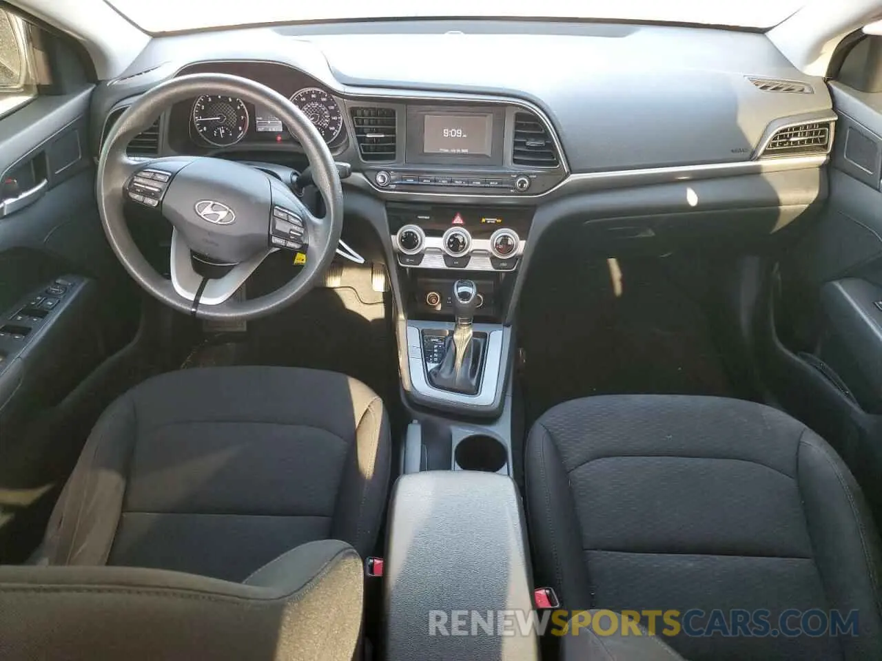 8 Photograph of a damaged car 5NPD74LF4KH442743 HYUNDAI ELANTRA 2019