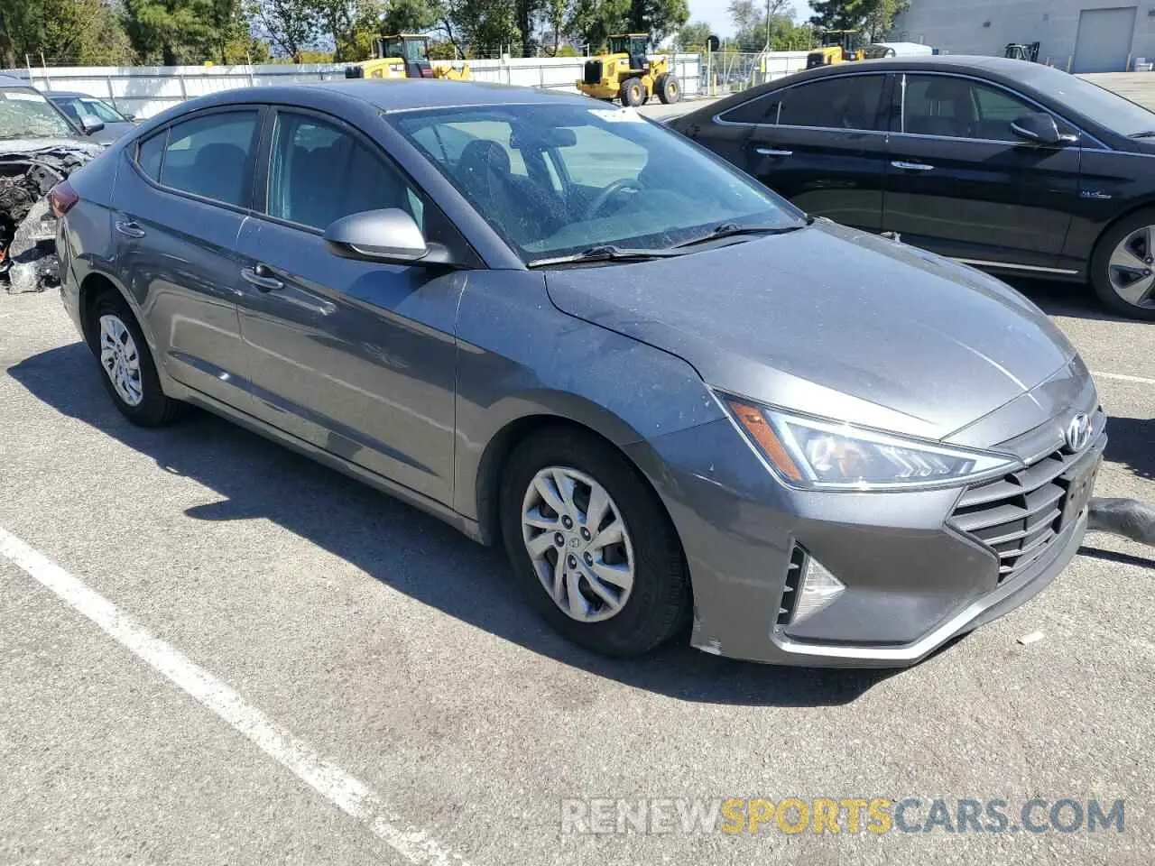 4 Photograph of a damaged car 5NPD74LF4KH470168 HYUNDAI ELANTRA 2019