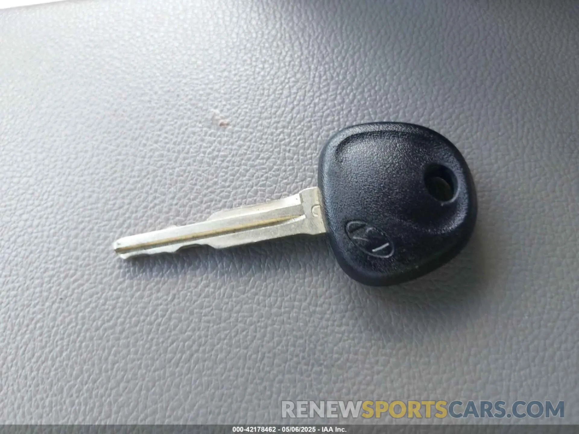 11 Photograph of a damaged car 5NPD74LF4KH473801 HYUNDAI ELANTRA 2019