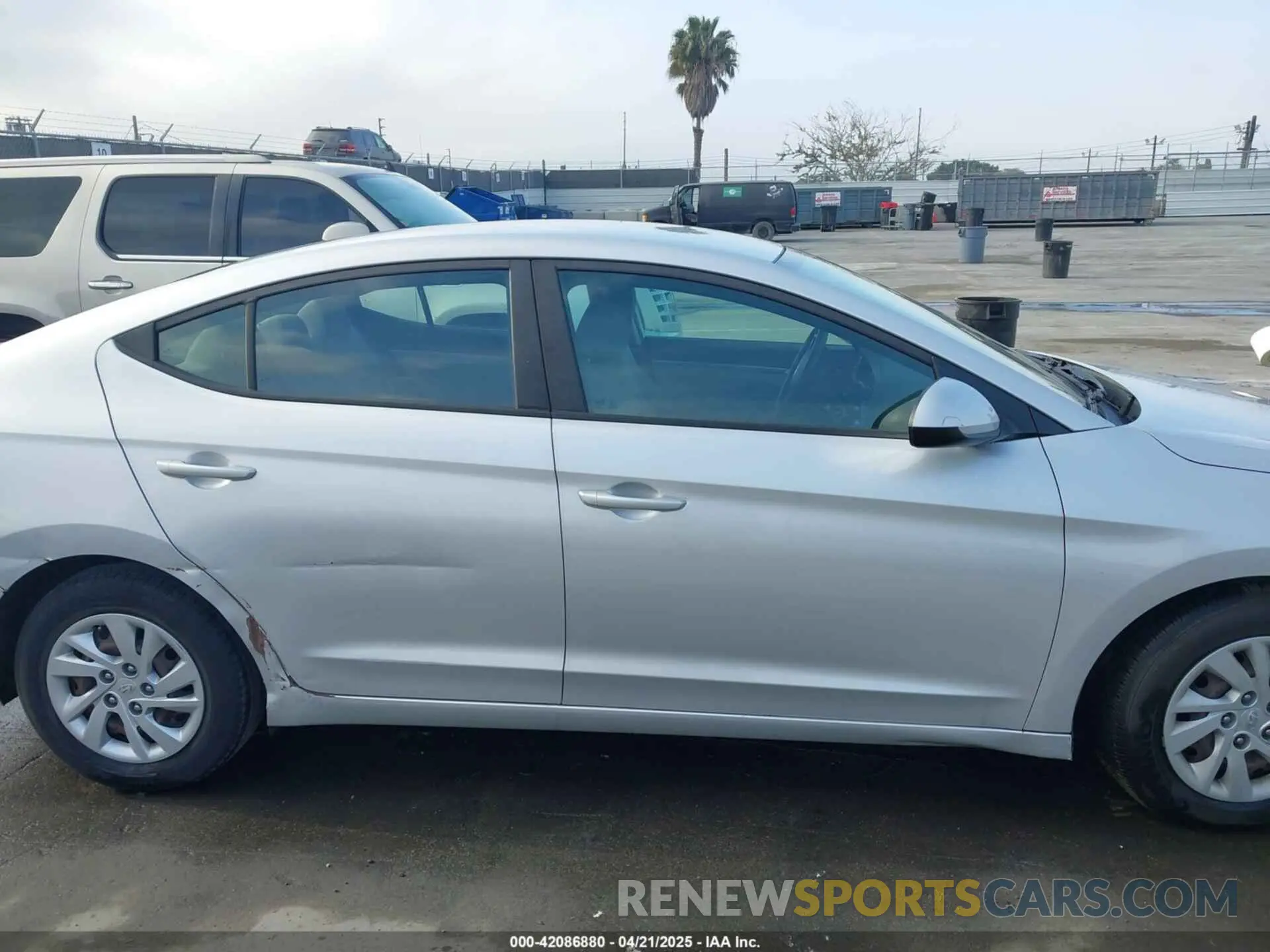 13 Фотография поврежденного автомобиля 5NPD74LF4KH485849 HYUNDAI ELANTRA 2019