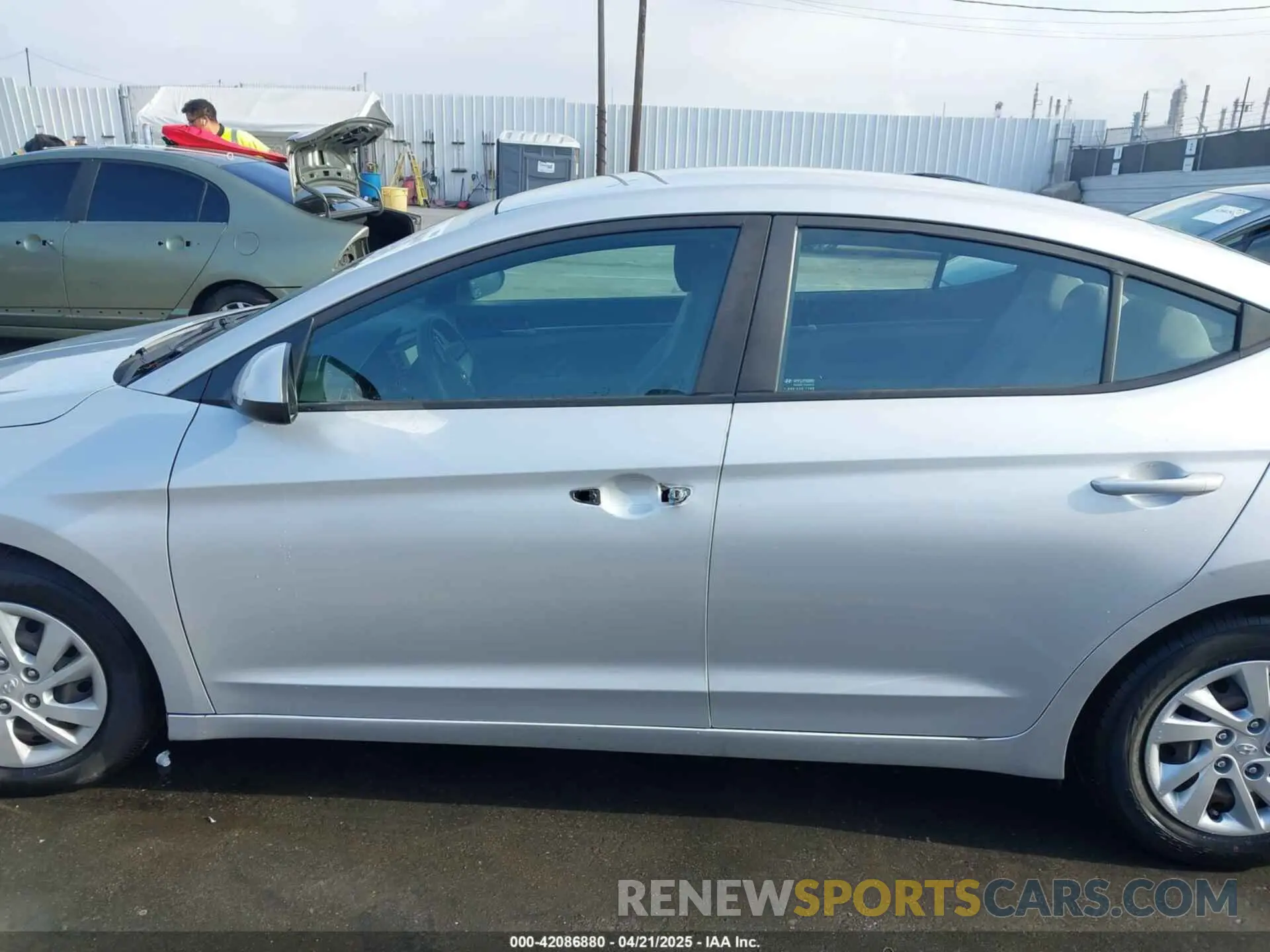 14 Фотография поврежденного автомобиля 5NPD74LF4KH485849 HYUNDAI ELANTRA 2019
