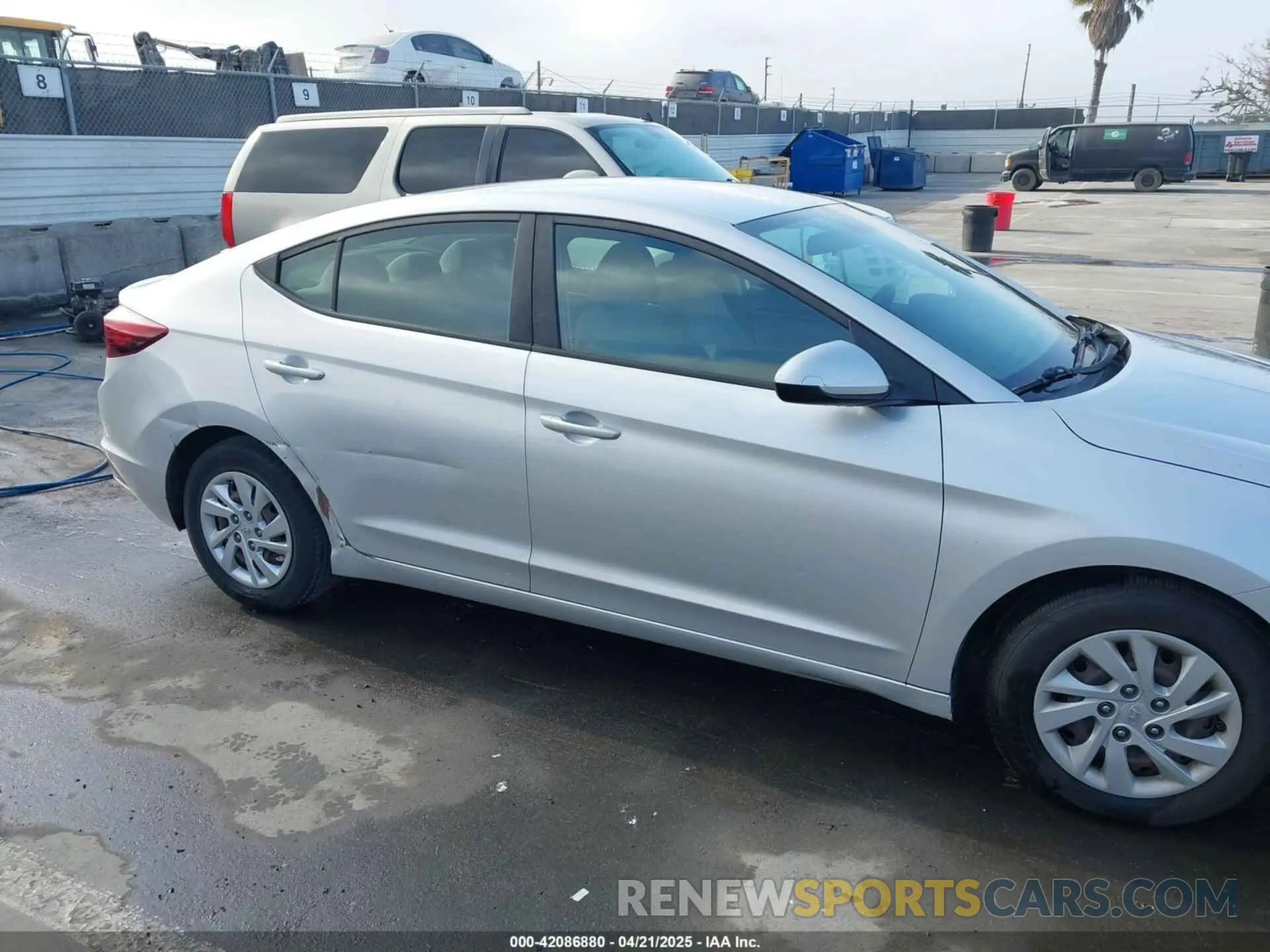6 Фотография поврежденного автомобиля 5NPD74LF4KH485849 HYUNDAI ELANTRA 2019