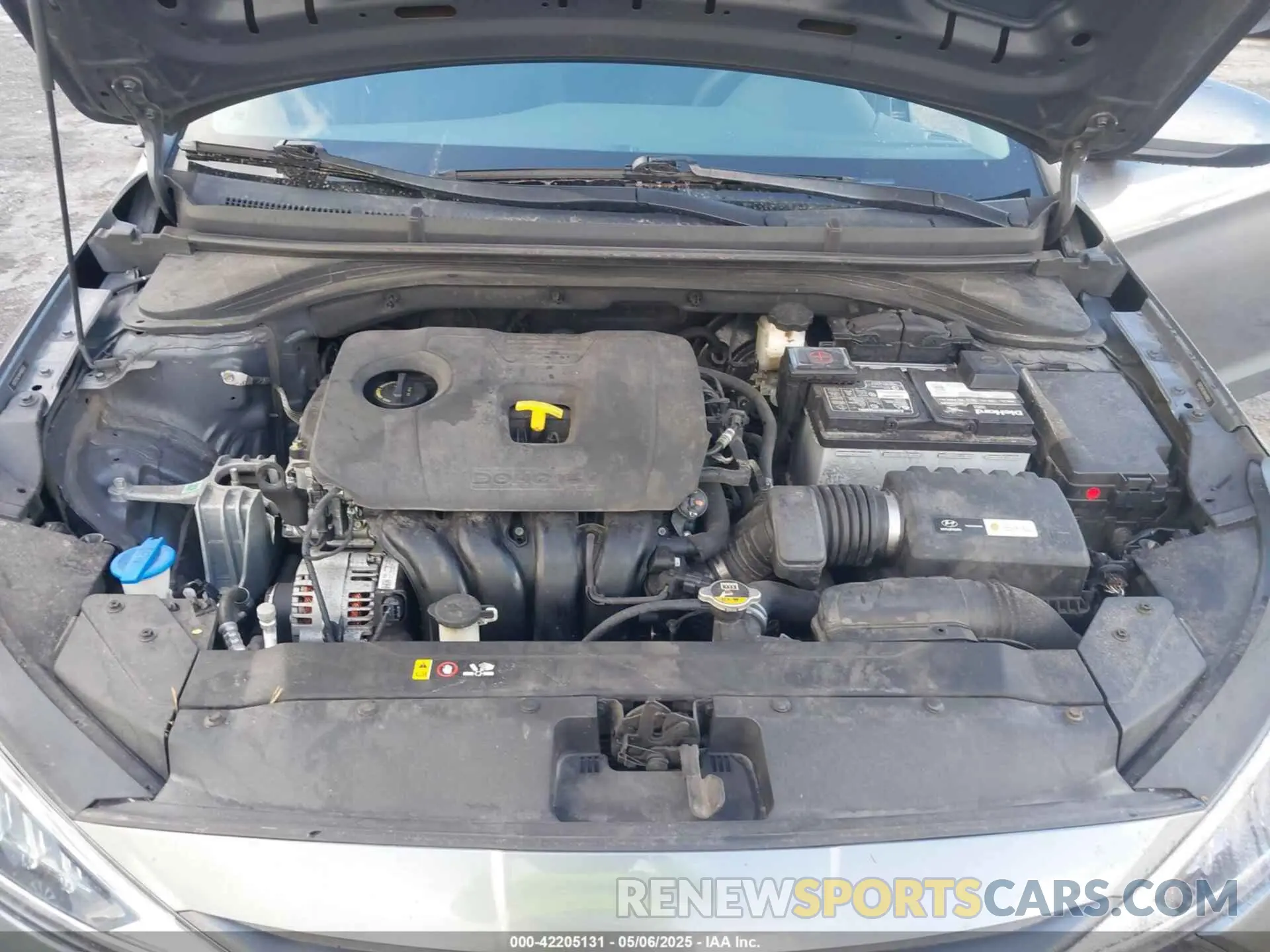 10 Photograph of a damaged car 5NPD74LF4KH488752 HYUNDAI ELANTRA 2019