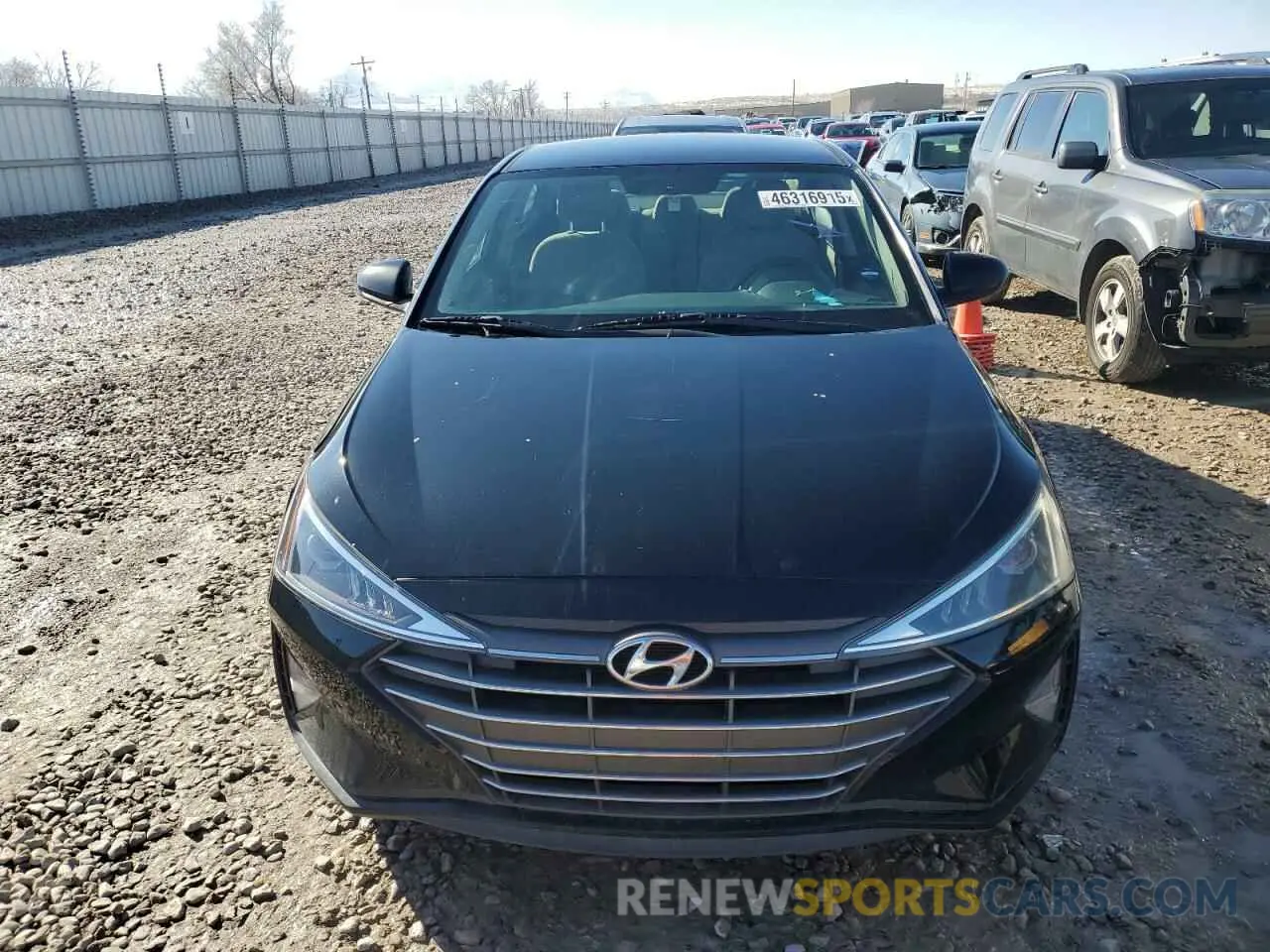 5 Photograph of a damaged car 5NPD74LF4KH493868 HYUNDAI ELANTRA 2019