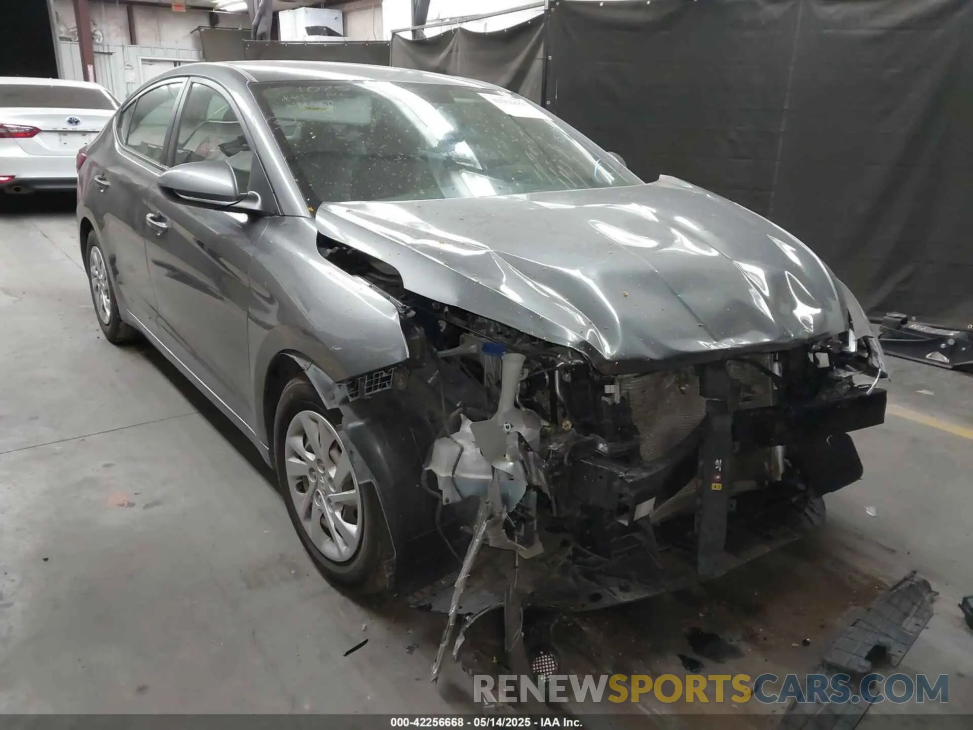 1 Photograph of a damaged car 5NPD74LF6KH422039 HYUNDAI ELANTRA 2019