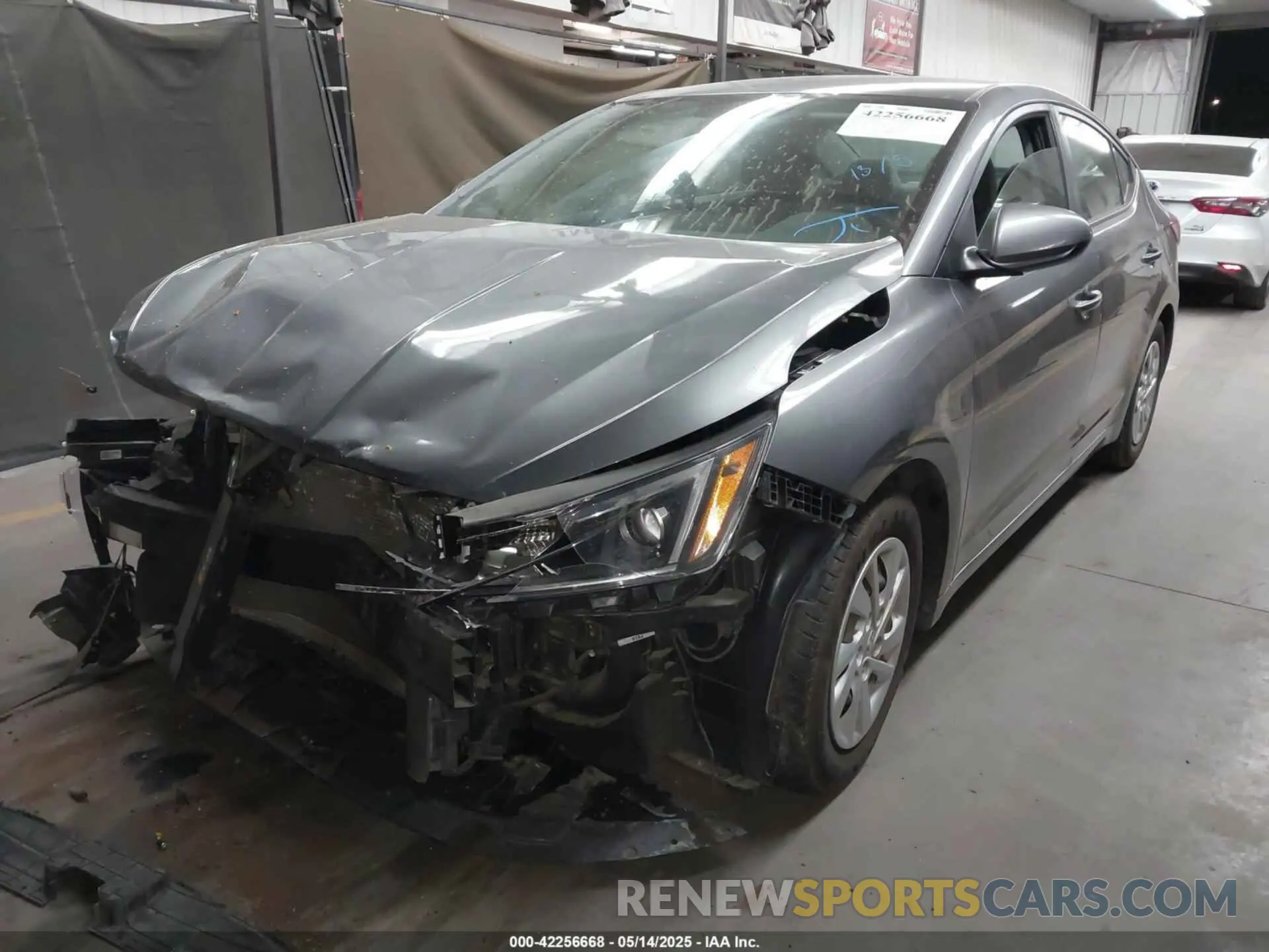 2 Photograph of a damaged car 5NPD74LF6KH422039 HYUNDAI ELANTRA 2019