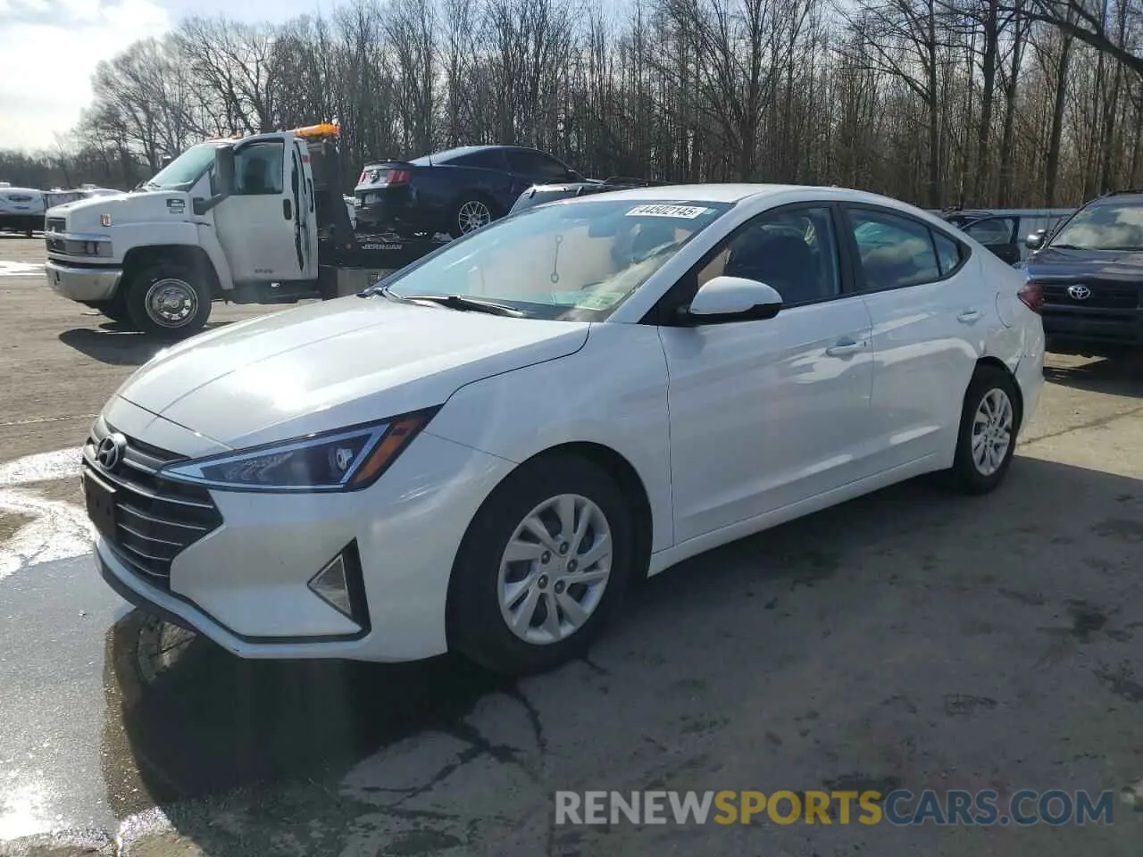 1 Photograph of a damaged car 5NPD74LF6KH428486 HYUNDAI ELANTRA 2019