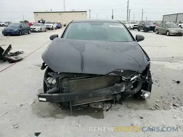 14 Photograph of a damaged car 5NPD74LF6KH447782 HYUNDAI ELANTRA 2019