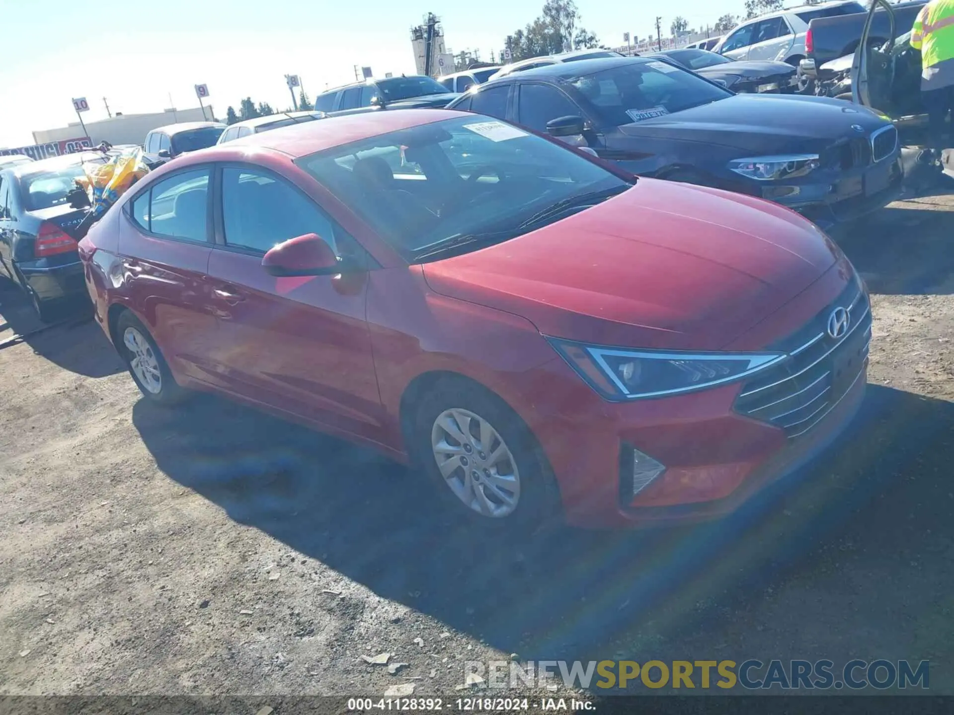 1 Photograph of a damaged car 5NPD74LF6KH452450 HYUNDAI ELANTRA 2019