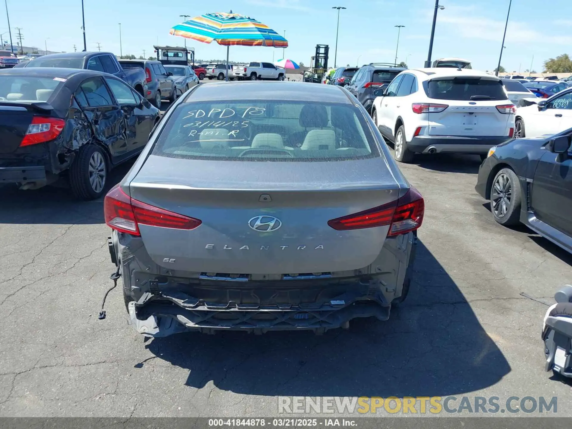 16 Photograph of a damaged car 5NPD74LF6KH479227 HYUNDAI ELANTRA 2019
