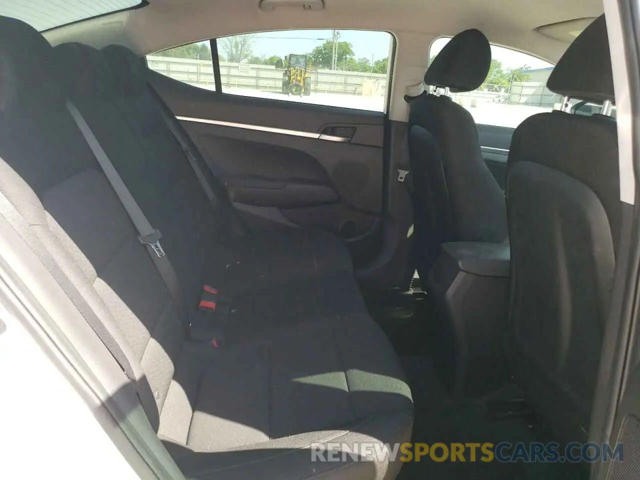10 Фотография поврежденного автомобиля 5NPD74LF6KH495959 HYUNDAI ELANTRA 2019