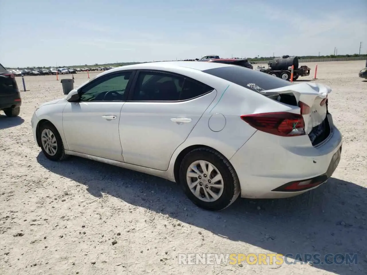 2 Фотография поврежденного автомобиля 5NPD74LF6KH495959 HYUNDAI ELANTRA 2019
