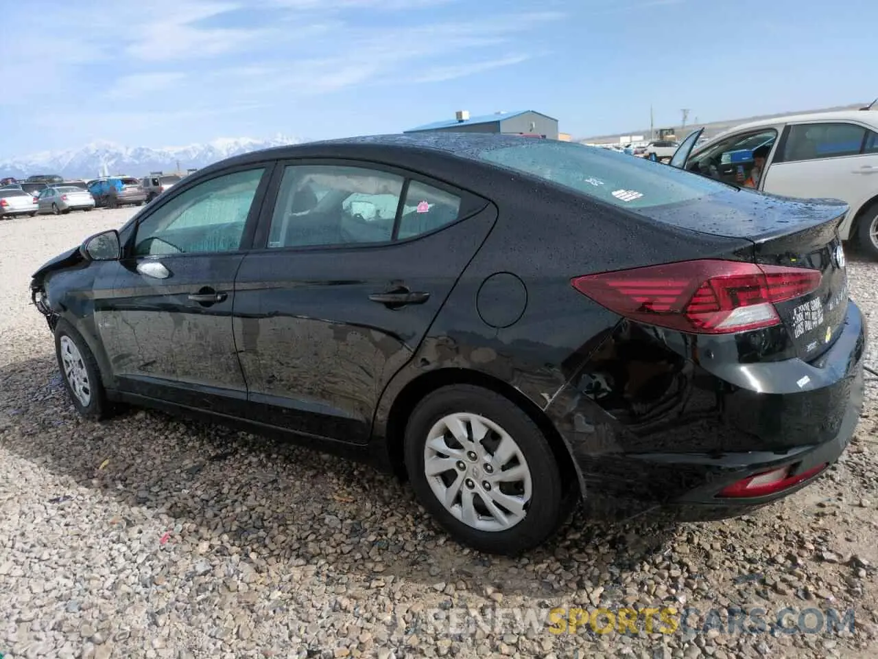 2 Photograph of a damaged car 5NPD74LF7KH417559 HYUNDAI ELANTRA 2019