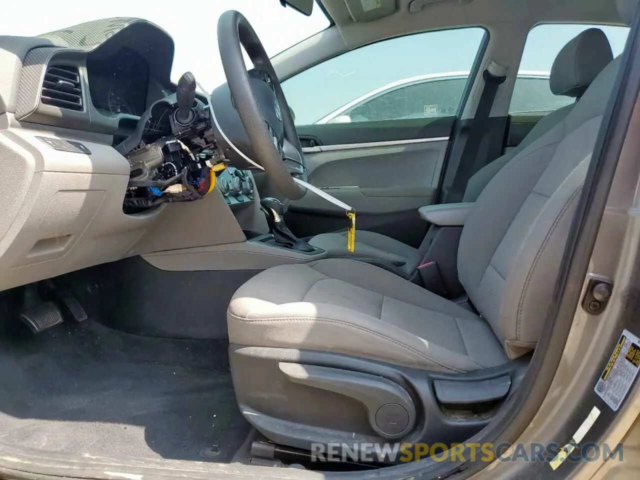 7 Фотография поврежденного автомобиля 5NPD74LF7KH476711 HYUNDAI ELANTRA 2019