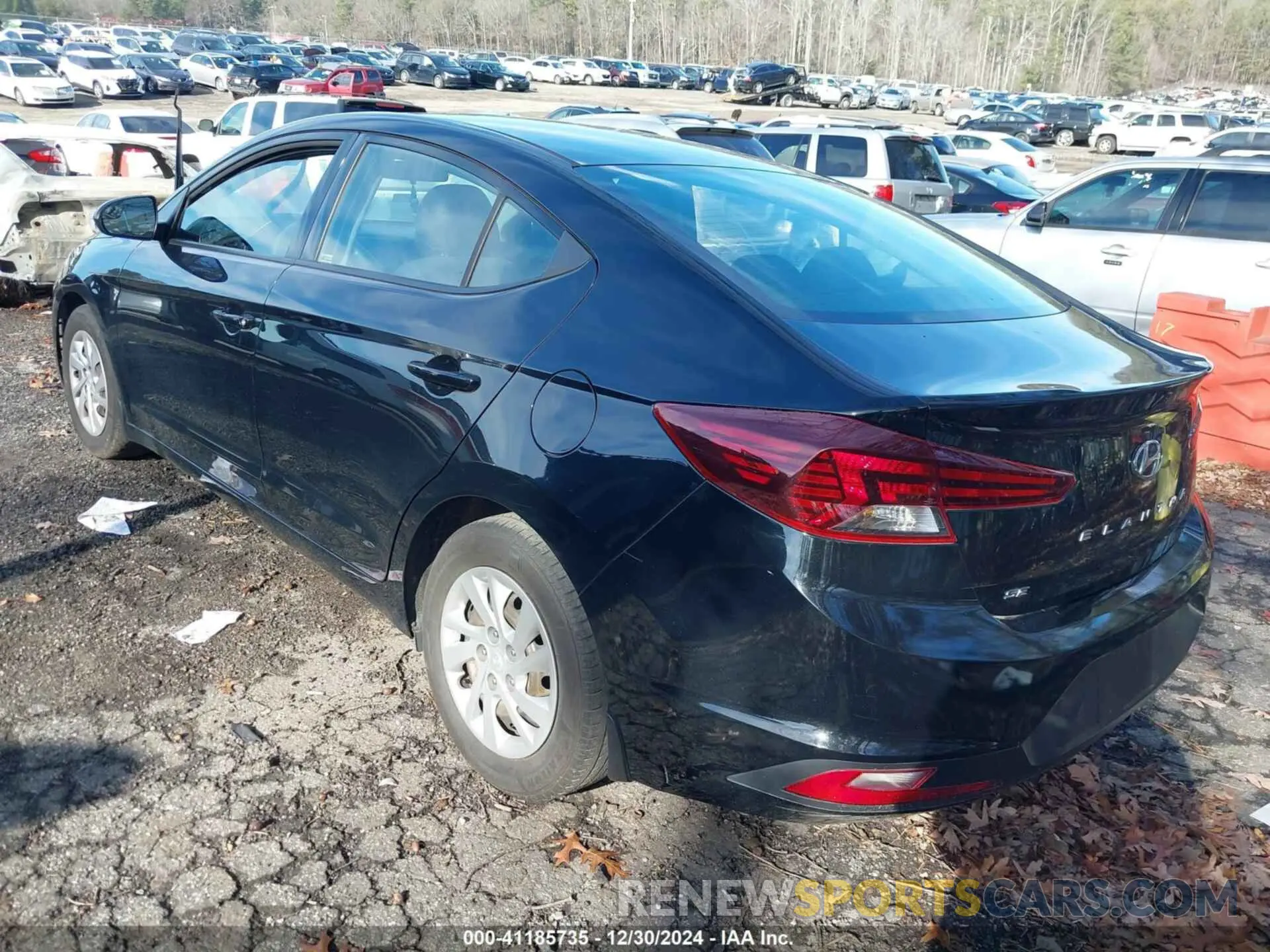 3 Photograph of a damaged car 5NPD74LF8KH432409 HYUNDAI ELANTRA 2019