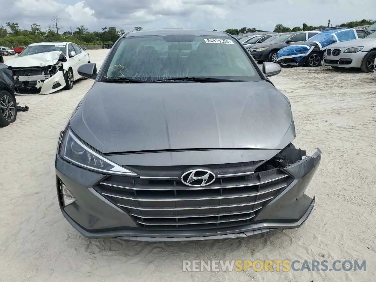 5 Photograph of a damaged car 5NPD74LF8KH435780 HYUNDAI ELANTRA 2019