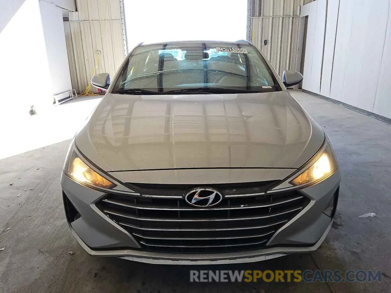 5 Photograph of a damaged car 5NPD74LF8KH439246 HYUNDAI ELANTRA 2019