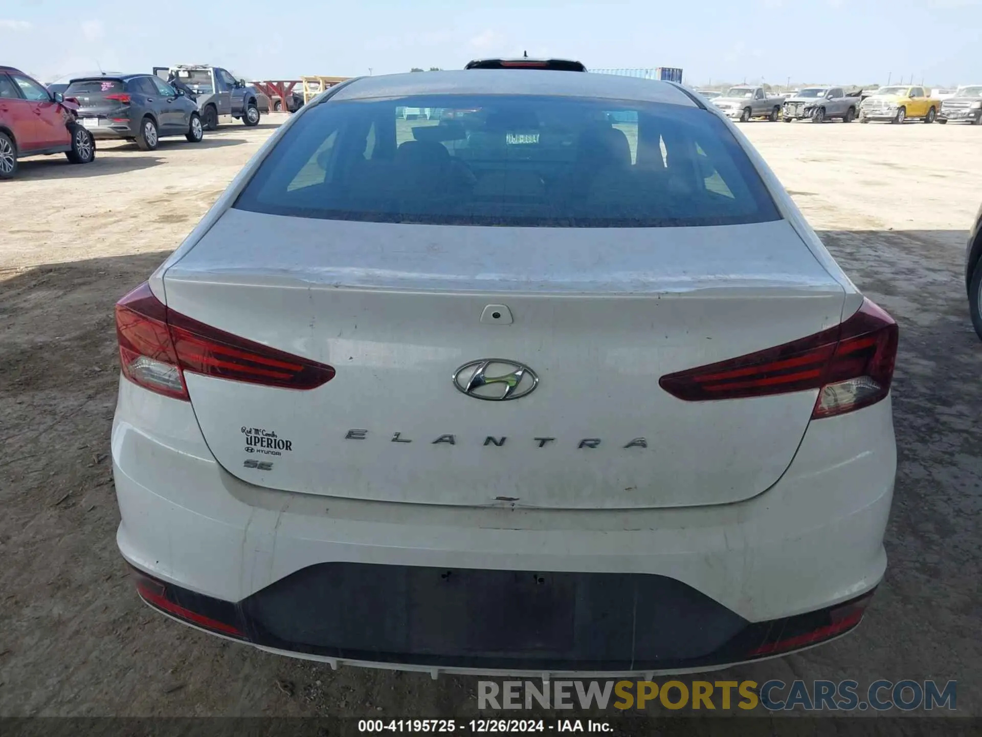 15 Фотография поврежденного автомобиля 5NPD74LF8KH439893 HYUNDAI ELANTRA 2019