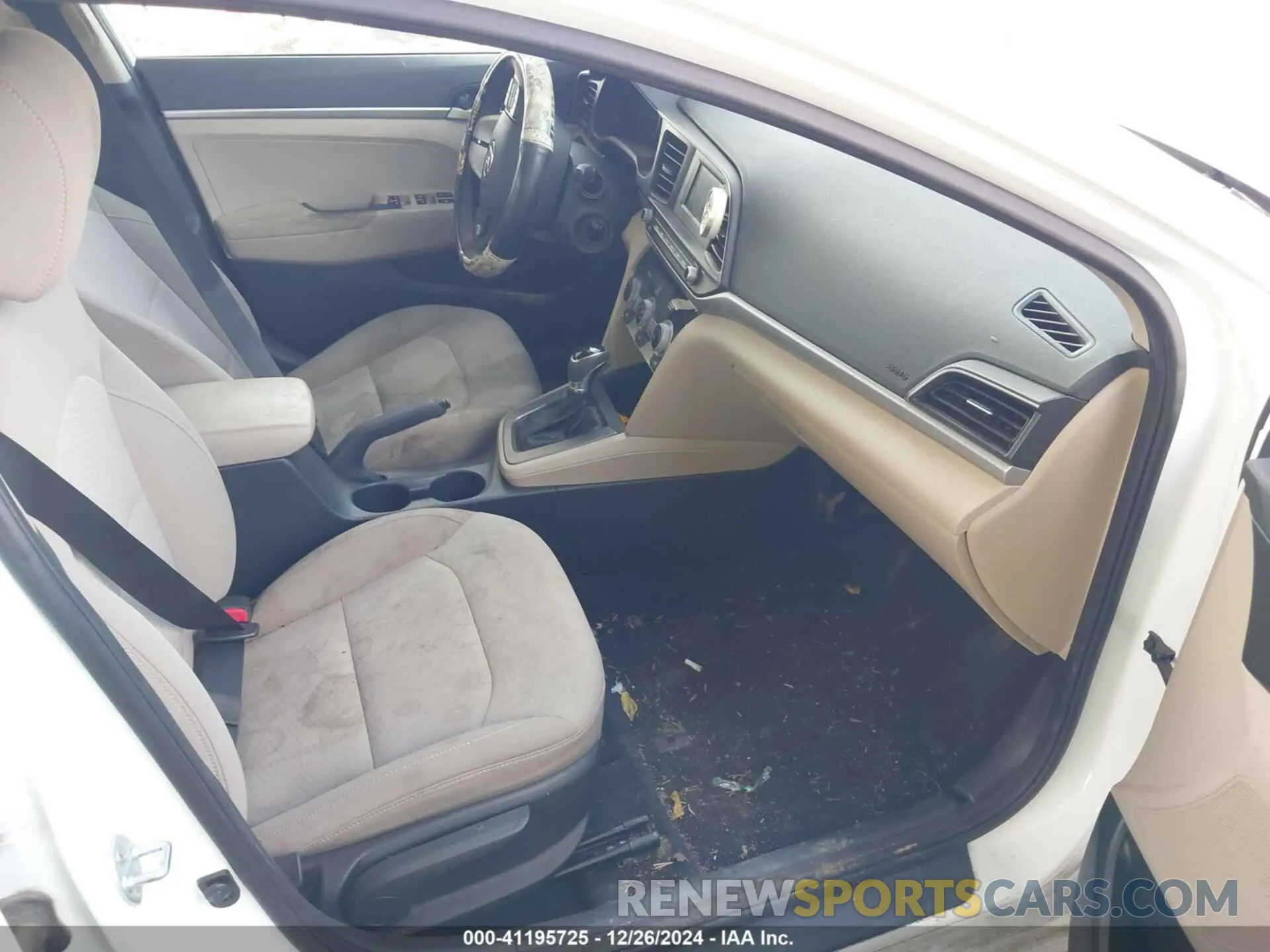 5 Фотография поврежденного автомобиля 5NPD74LF8KH439893 HYUNDAI ELANTRA 2019