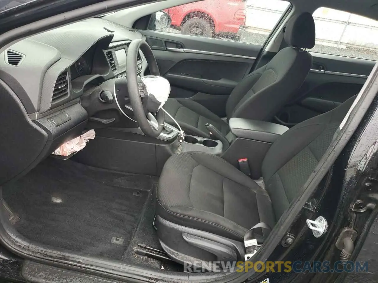 7 Фотография поврежденного автомобиля 5NPD74LF8KH445967 HYUNDAI ELANTRA 2019