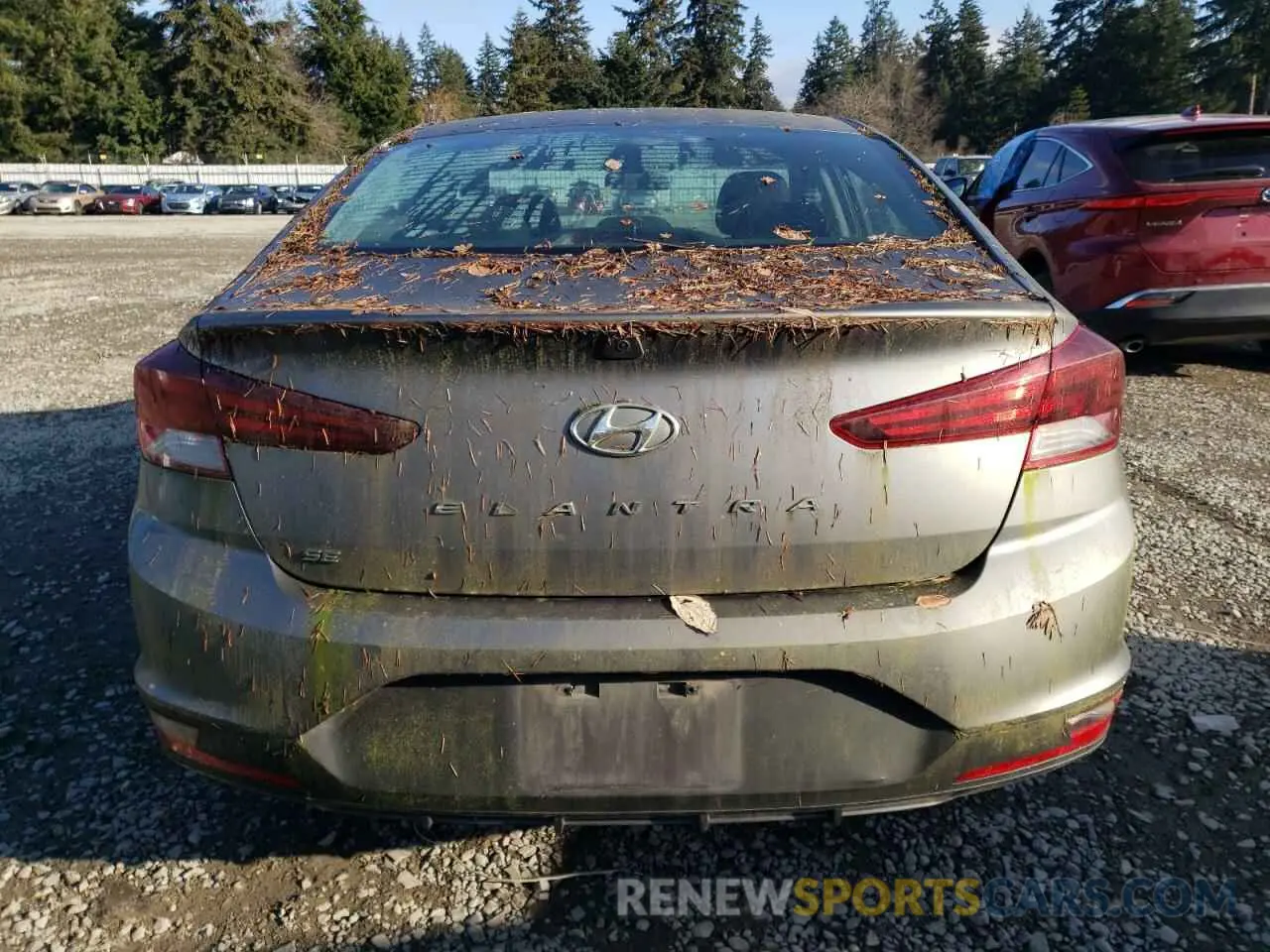6 Photograph of a damaged car 5NPD74LF8KH451168 HYUNDAI ELANTRA 2019