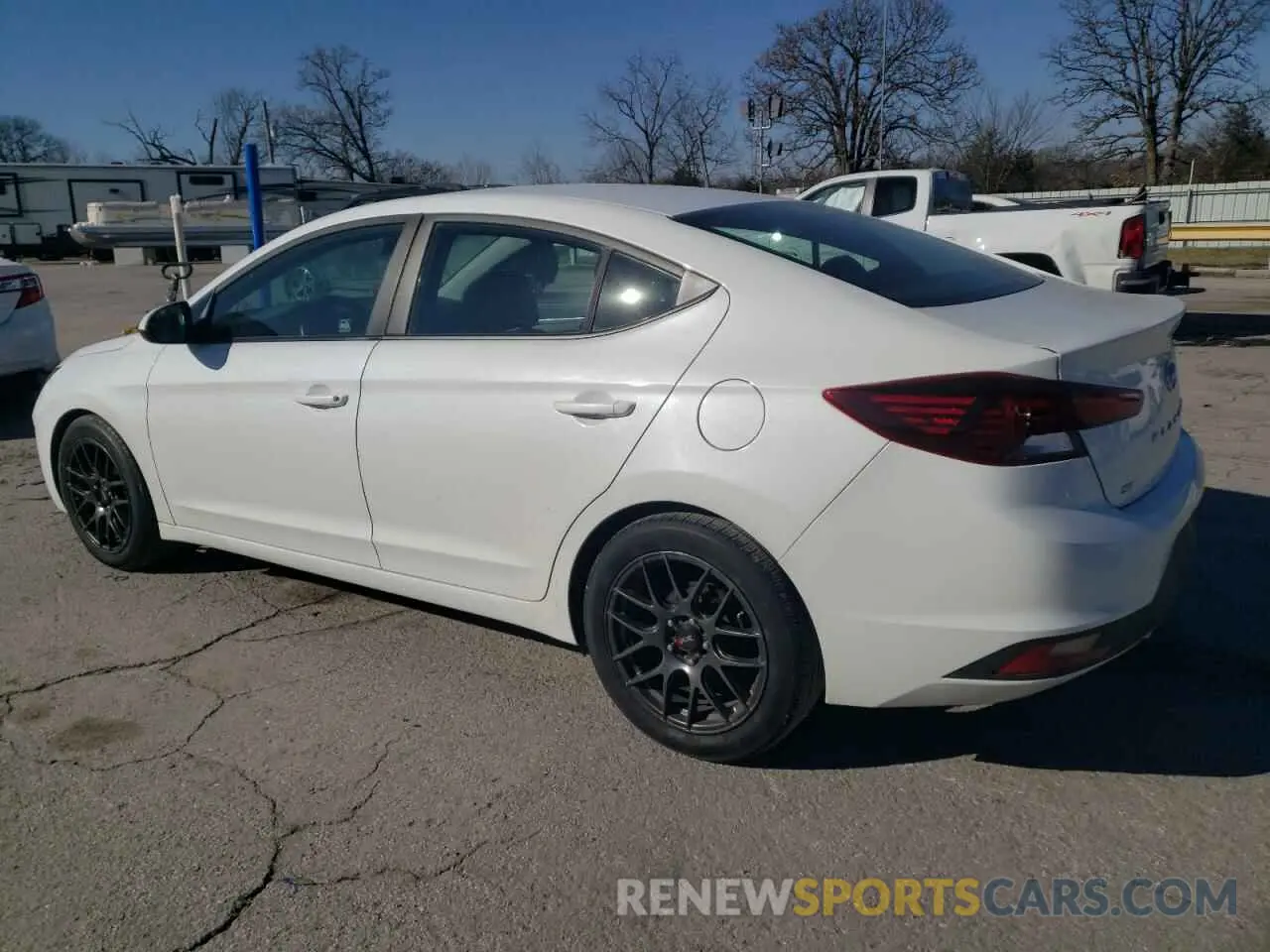2 Фотография поврежденного автомобиля 5NPD74LF8KH470528 HYUNDAI ELANTRA 2019
