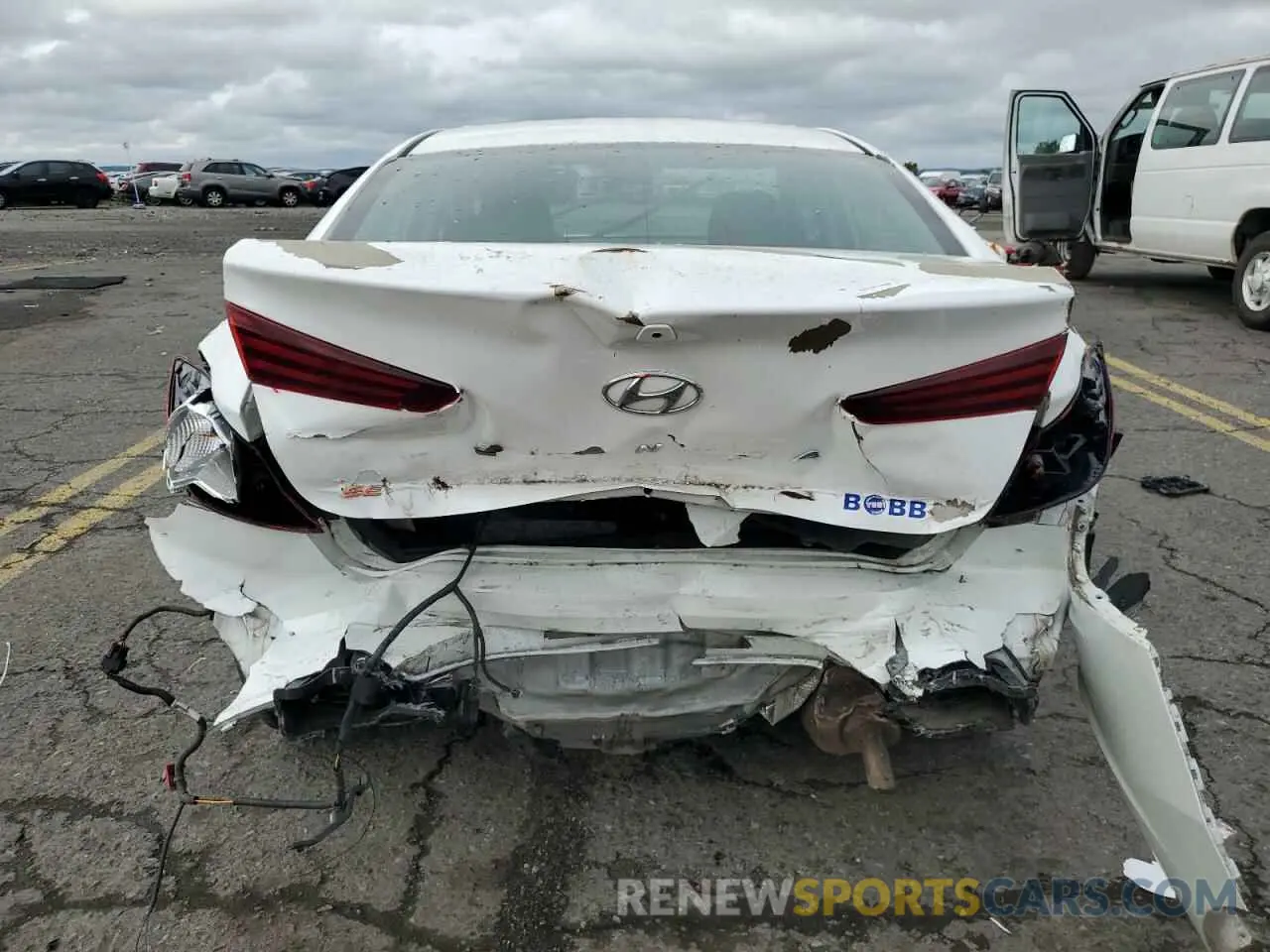 6 Photograph of a damaged car 5NPD74LF8KH477446 HYUNDAI ELANTRA 2019