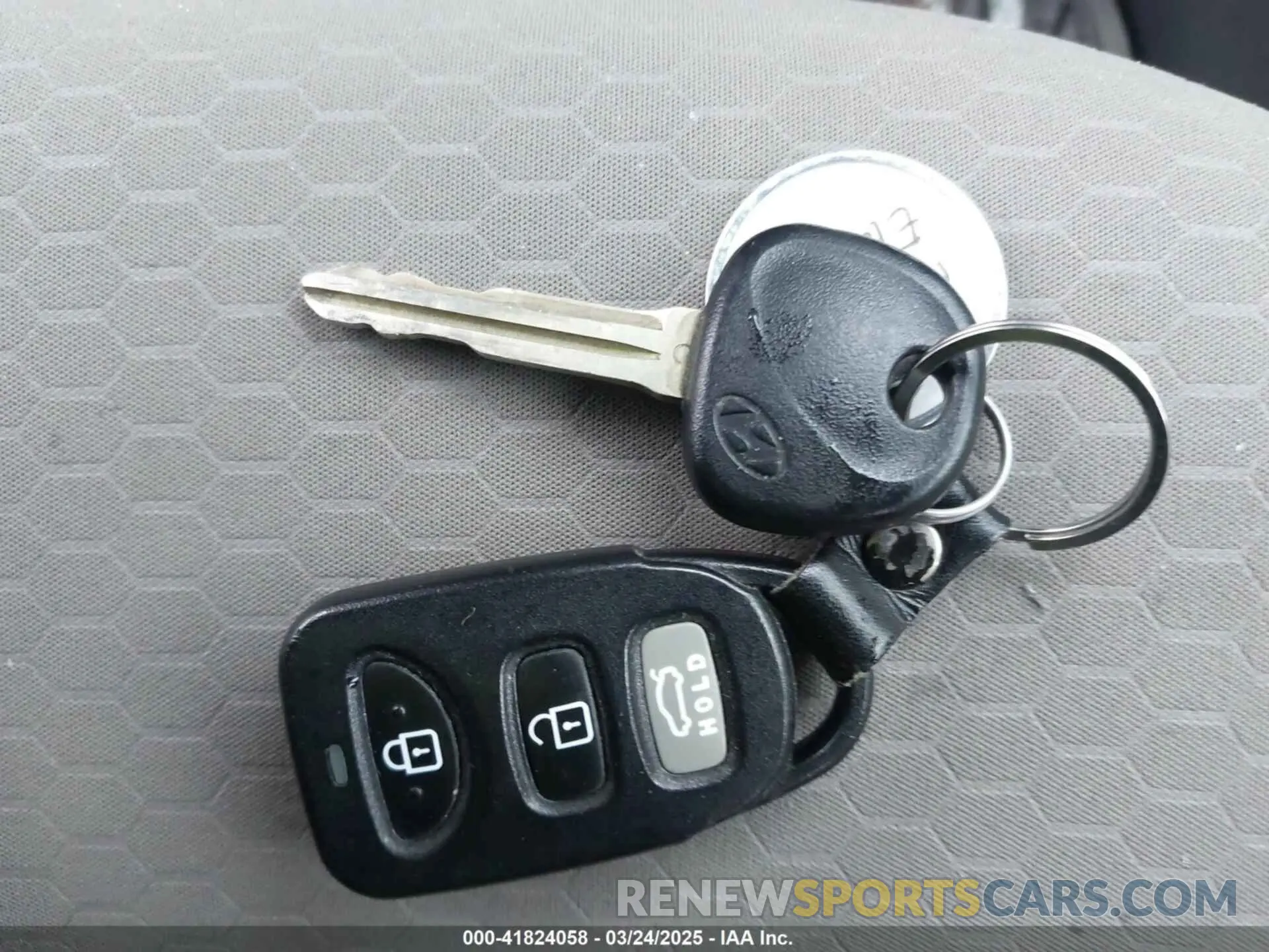 11 Photograph of a damaged car 5NPD74LF8KH493887 HYUNDAI ELANTRA 2019