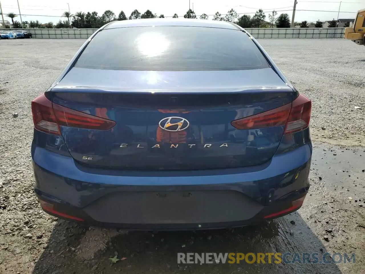 6 Photograph of a damaged car 5NPD74LF8KH497616 HYUNDAI ELANTRA 2019