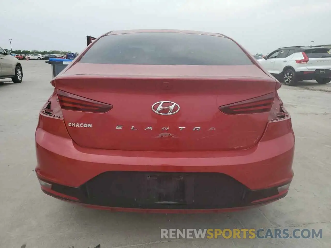 6 Photograph of a damaged car 5NPD74LF9KH402030 HYUNDAI ELANTRA 2019