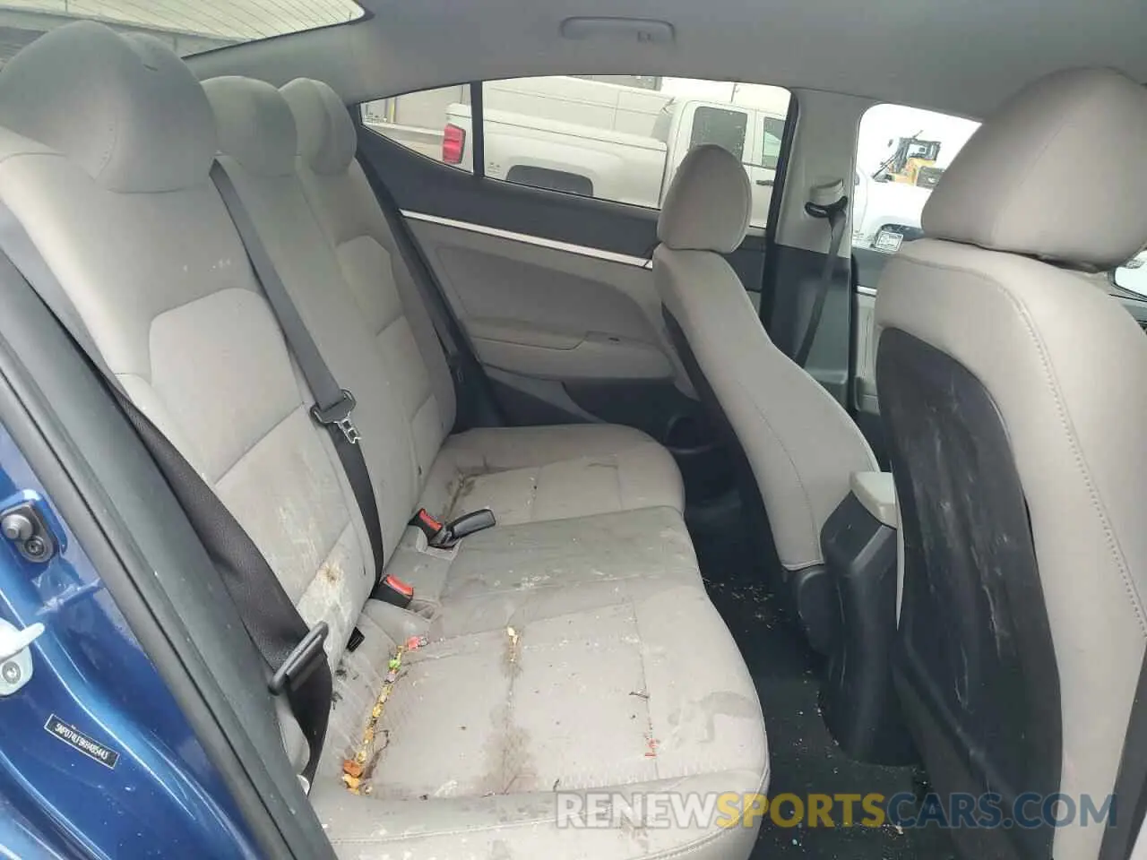 10 Фотография поврежденного автомобиля 5NPD74LF9KH485443 HYUNDAI ELANTRA 2019