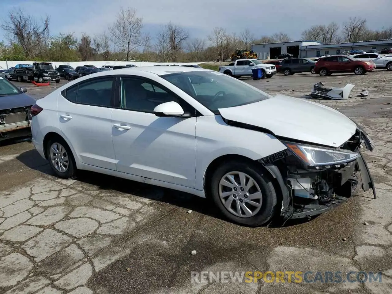 4 Photograph of a damaged car 5NPD74LF9KH487709 HYUNDAI ELANTRA 2019
