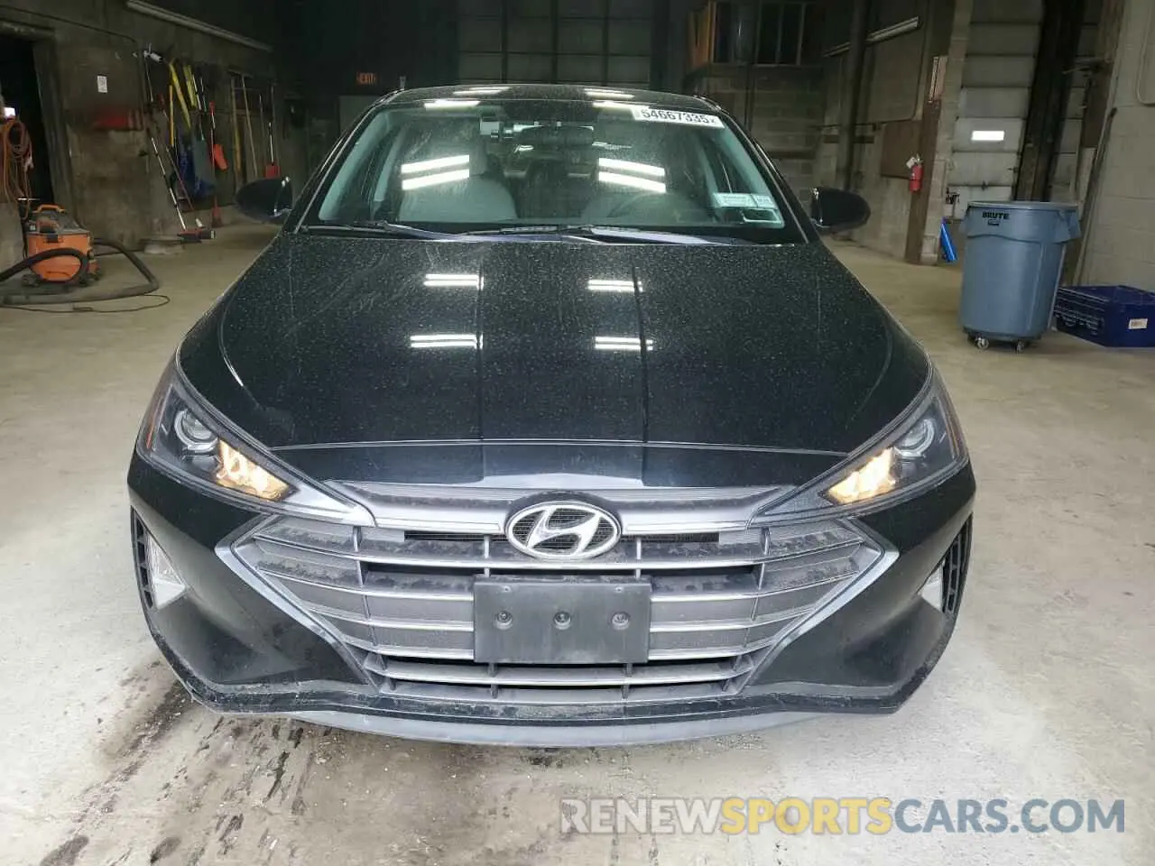 5 Photograph of a damaged car 5NPD74LFXKH406510 HYUNDAI ELANTRA 2019