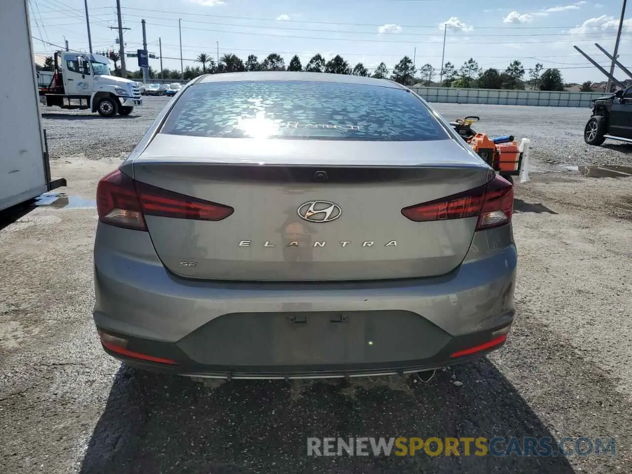 6 Photograph of a damaged car 5NPD74LFXKH410606 HYUNDAI ELANTRA 2019