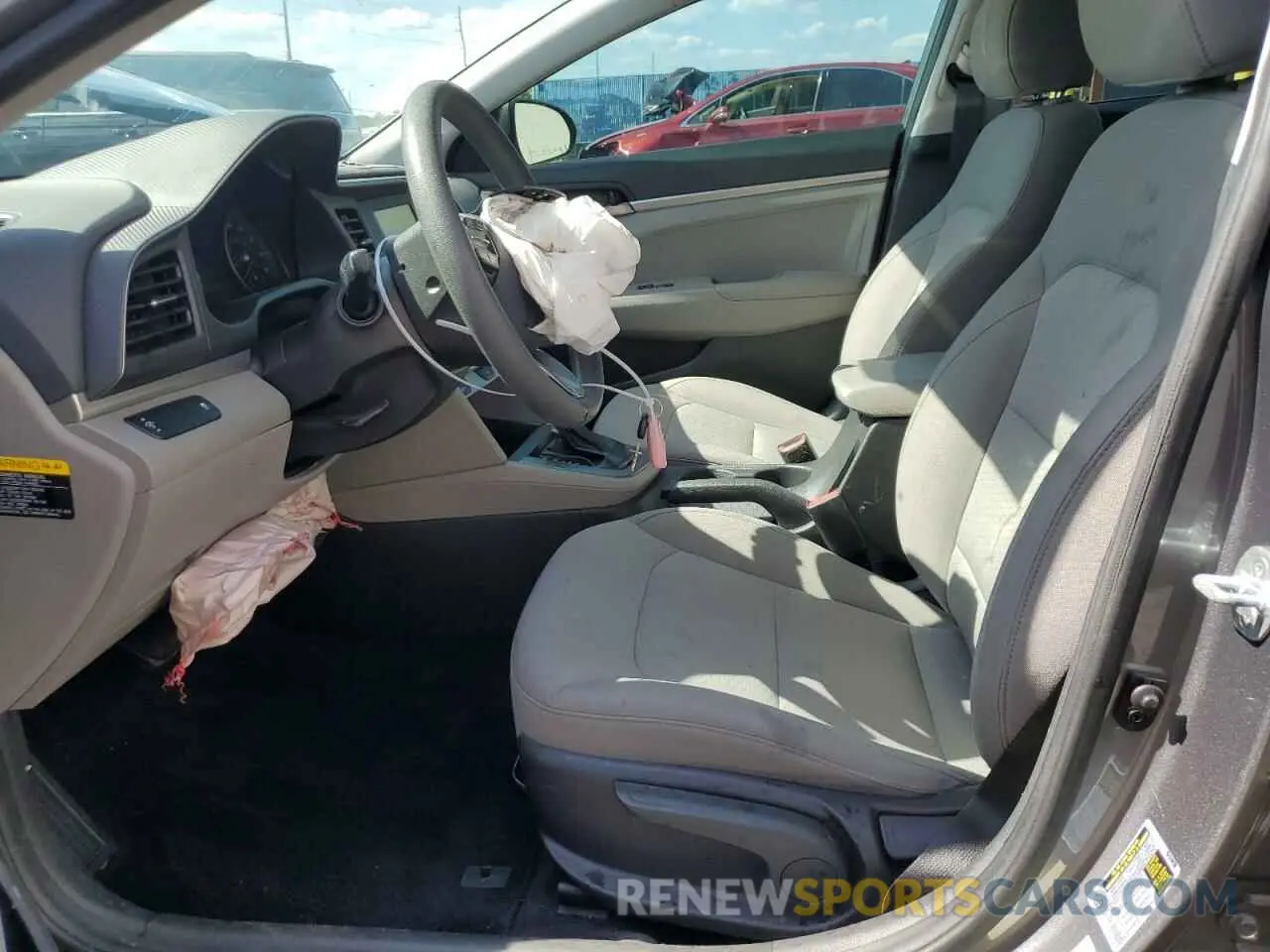 7 Photograph of a damaged car 5NPD74LFXKH410606 HYUNDAI ELANTRA 2019
