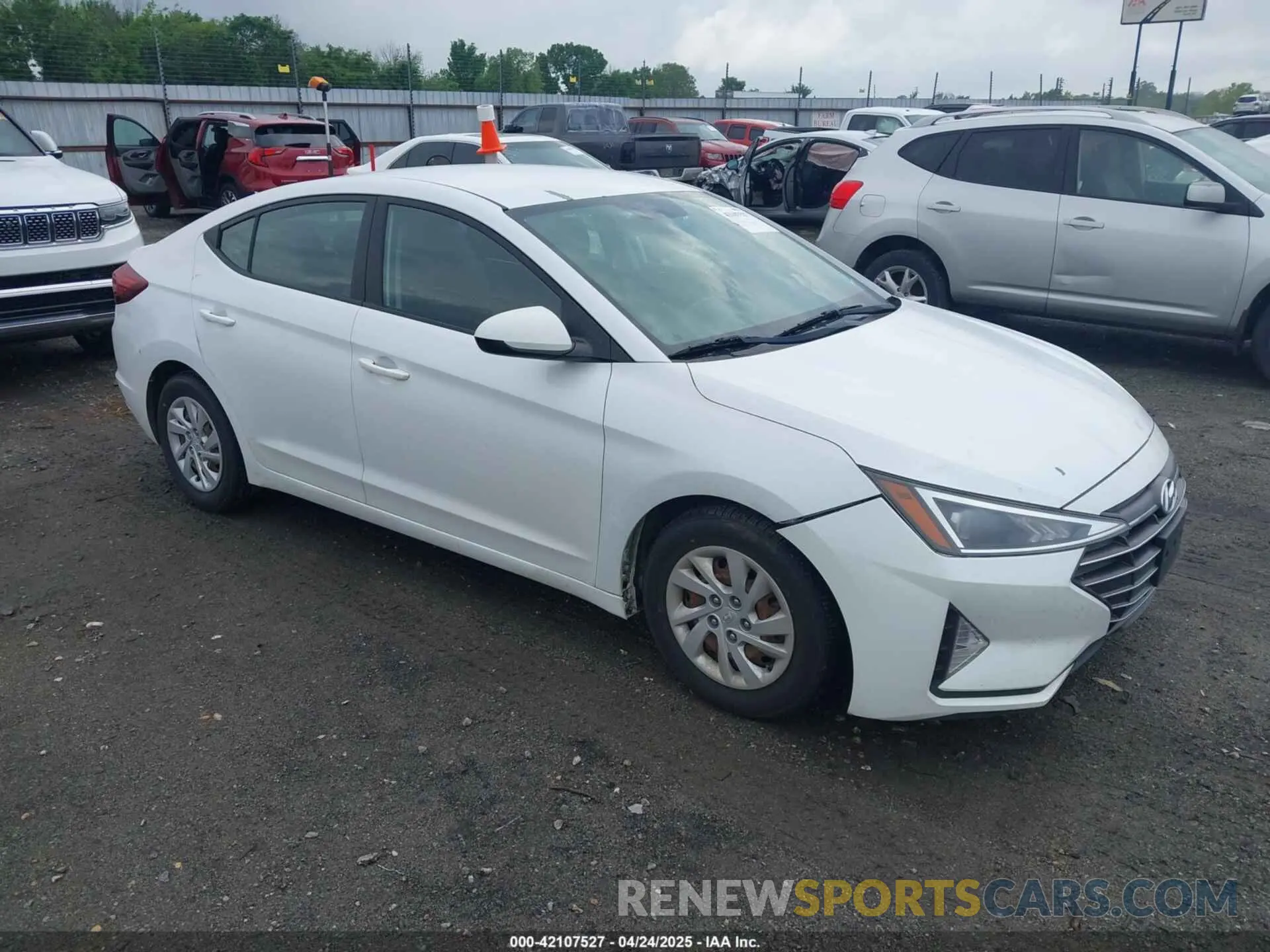 1 Photograph of a damaged car 5NPD74LFXKH425283 HYUNDAI ELANTRA 2019