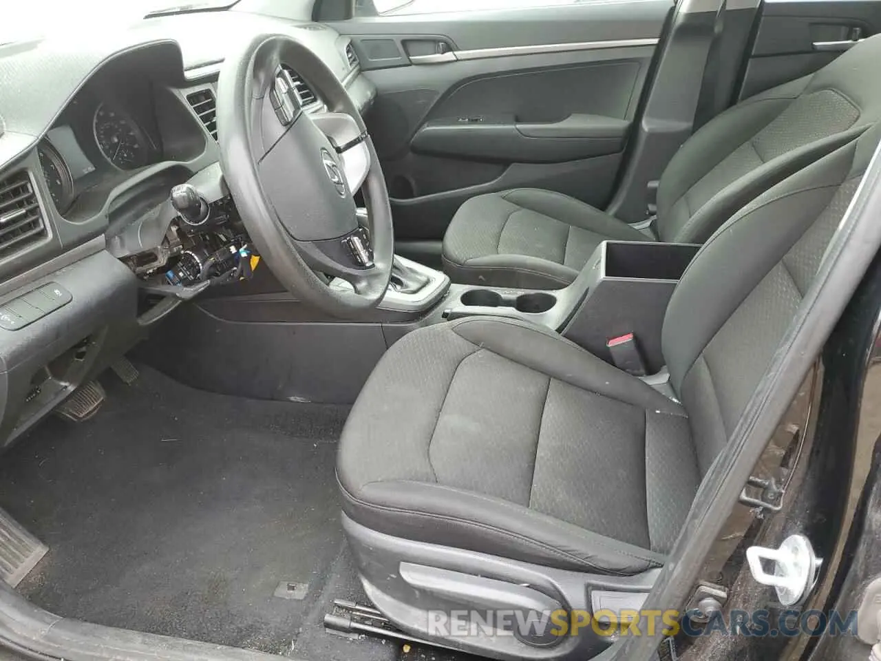 7 Фотография поврежденного автомобиля 5NPD74LFXKH429852 HYUNDAI ELANTRA 2019