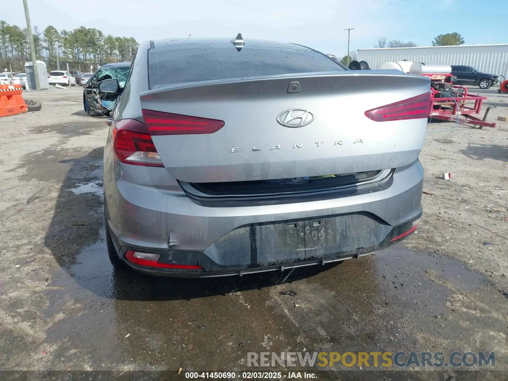 6 Фотография поврежденного автомобиля 5NPD84LF0KH420557 HYUNDAI ELANTRA 2019
