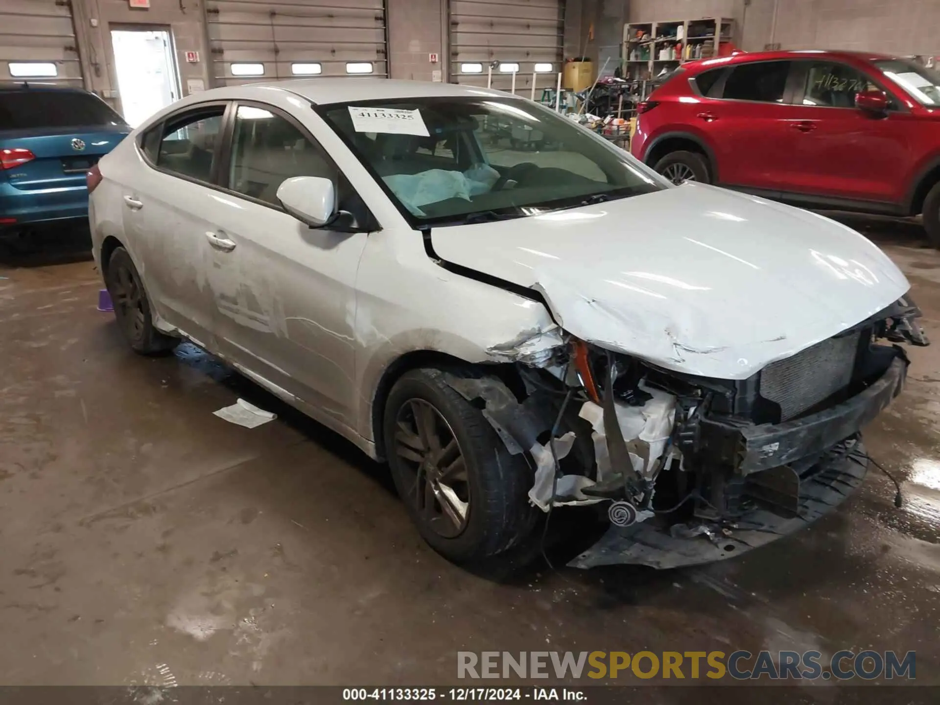 1 Фотография поврежденного автомобиля 5NPD84LF0KH423605 HYUNDAI ELANTRA 2019
