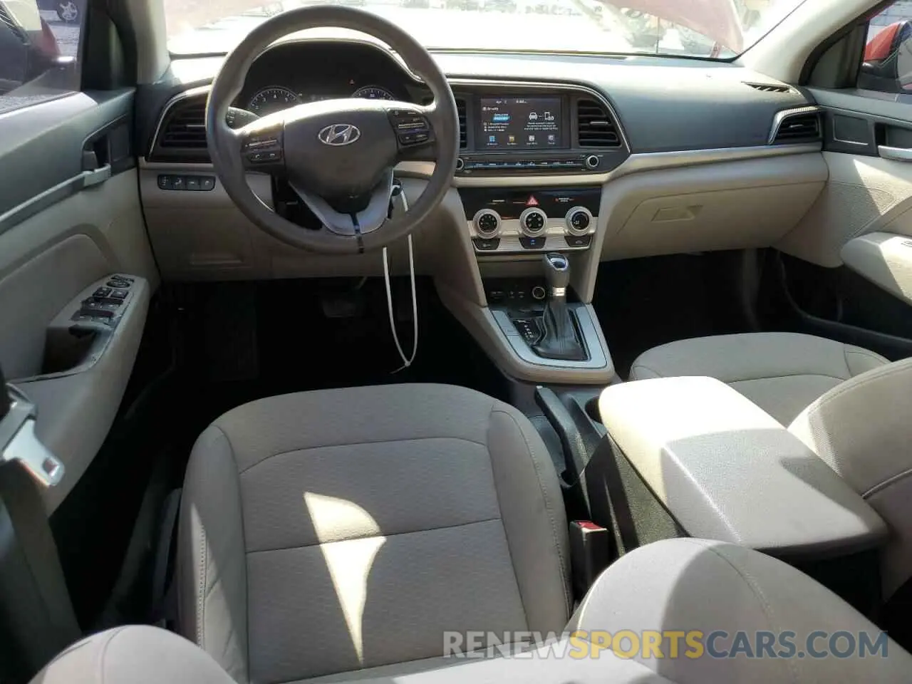 8 Photograph of a damaged car 5NPD84LF0KH432689 HYUNDAI ELANTRA 2019
