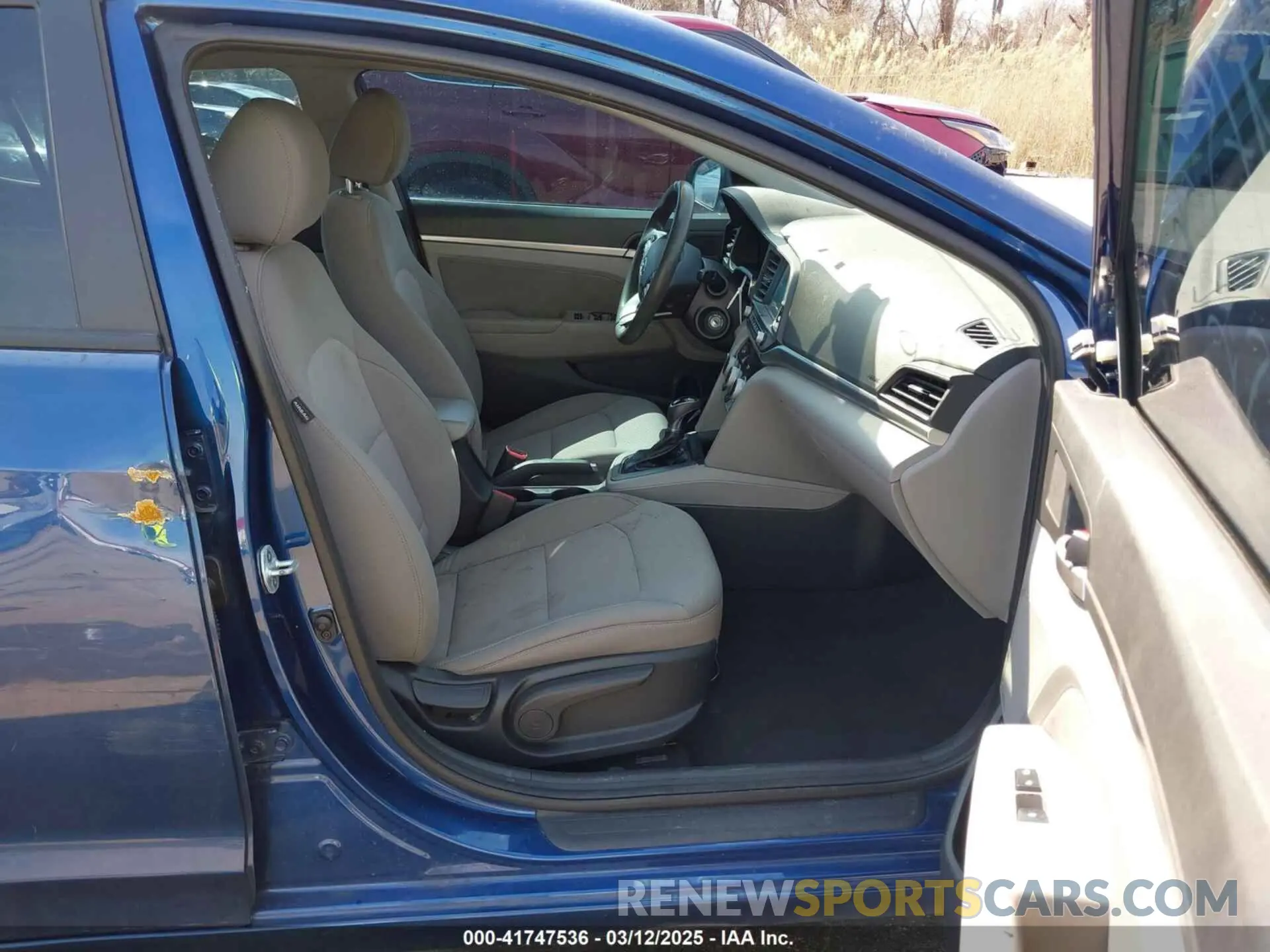 5 Фотография поврежденного автомобиля 5NPD84LF0KH435303 HYUNDAI ELANTRA 2019