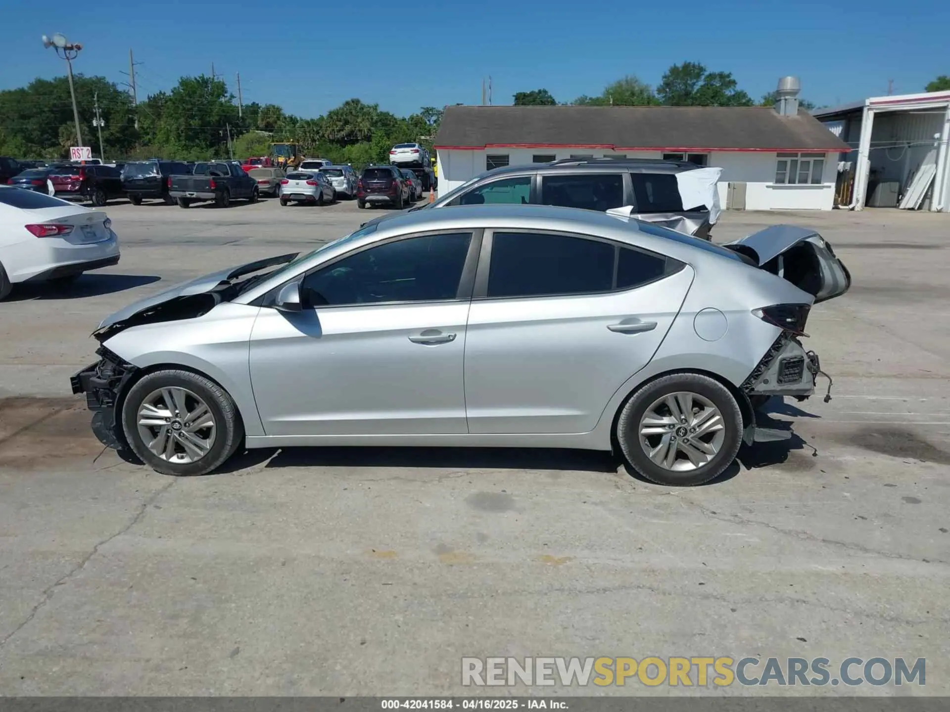 15 Photograph of a damaged car 5NPD84LF1KH430188 HYUNDAI ELANTRA 2019