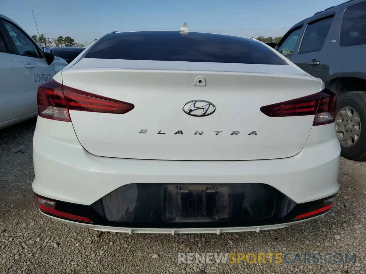 6 Photograph of a damaged car 5NPD84LF1KH439960 HYUNDAI ELANTRA 2019