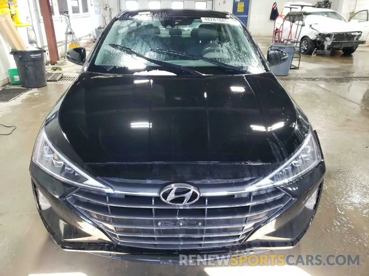 5 Photograph of a damaged car 5NPD84LF1KH465863 HYUNDAI ELANTRA 2019