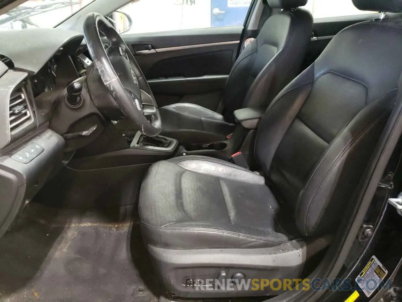 7 Photograph of a damaged car 5NPD84LF1KH465863 HYUNDAI ELANTRA 2019