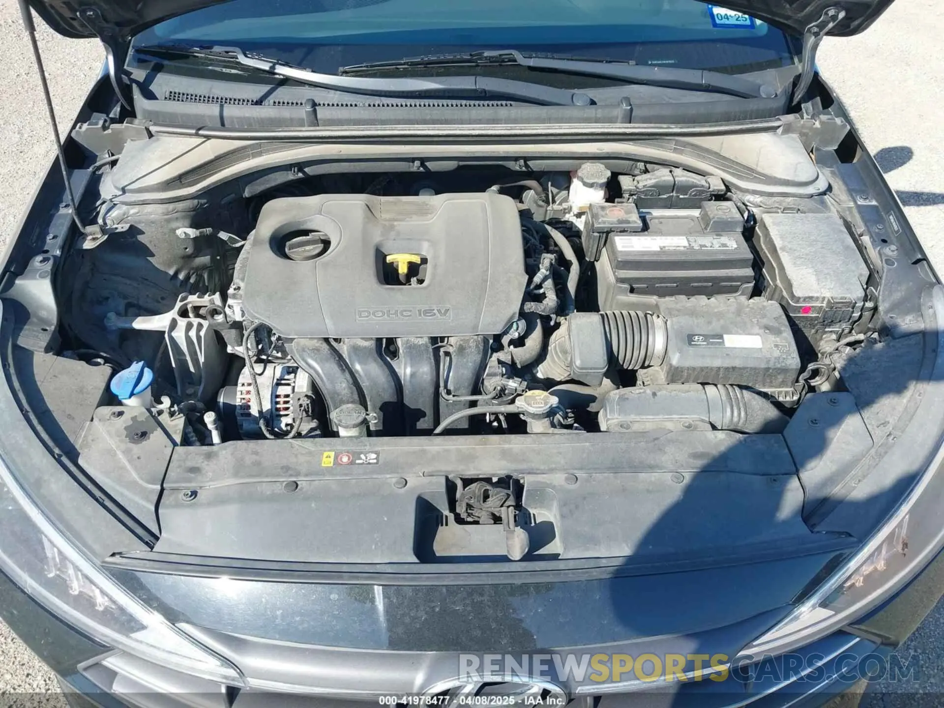 10 Photograph of a damaged car 5NPD84LF1KH478533 HYUNDAI ELANTRA 2019