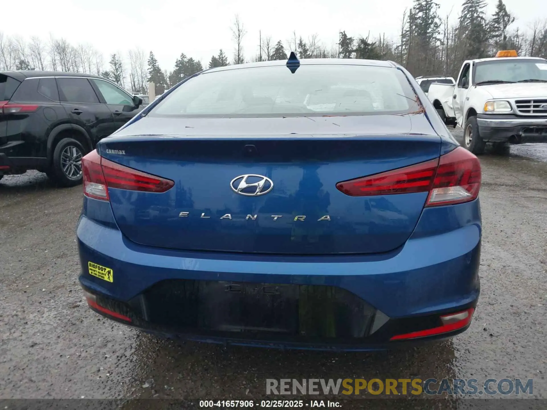 16 Фотография поврежденного автомобиля 5NPD84LF1KH485515 HYUNDAI ELANTRA 2019
