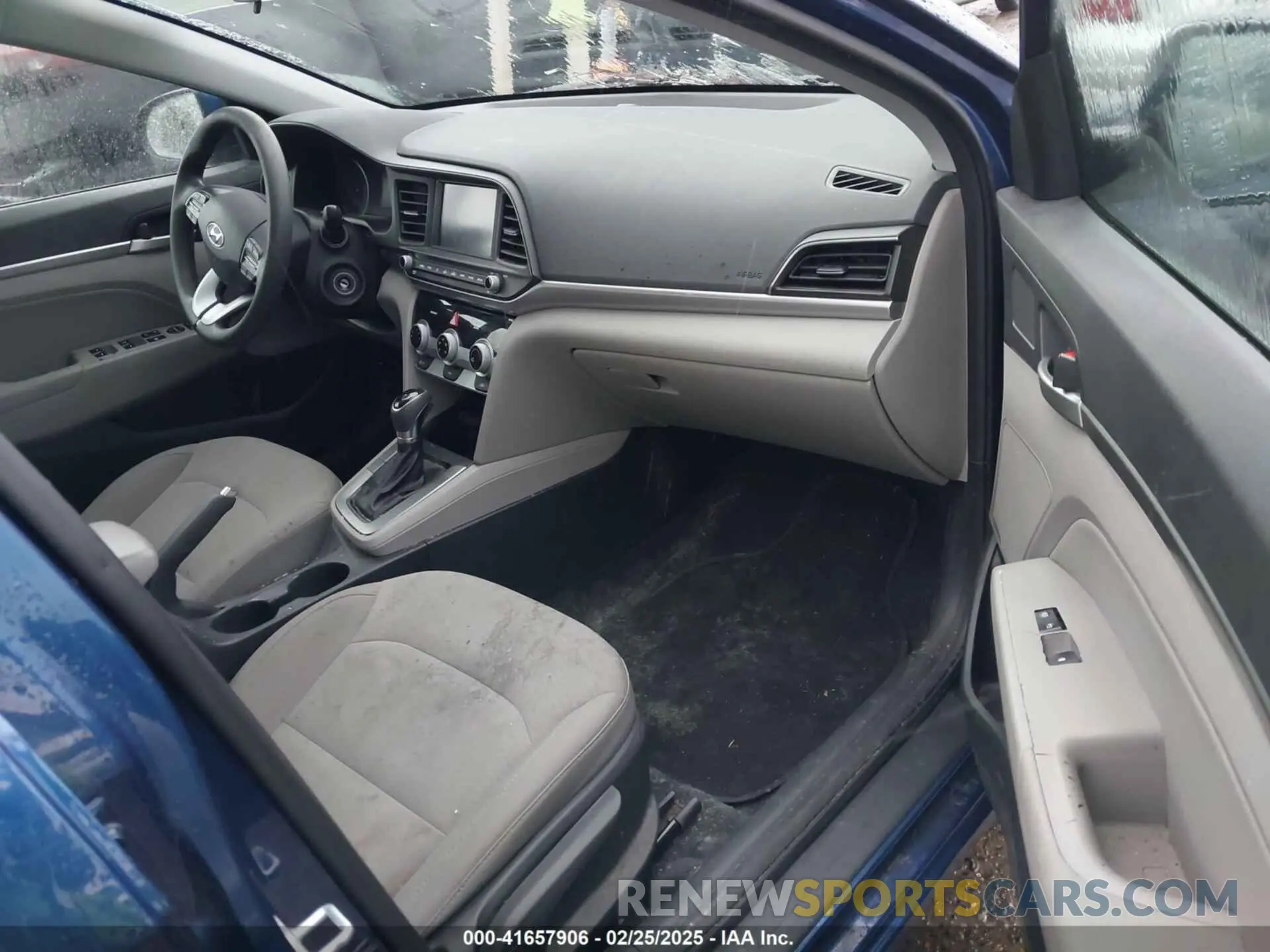 5 Фотография поврежденного автомобиля 5NPD84LF1KH485515 HYUNDAI ELANTRA 2019