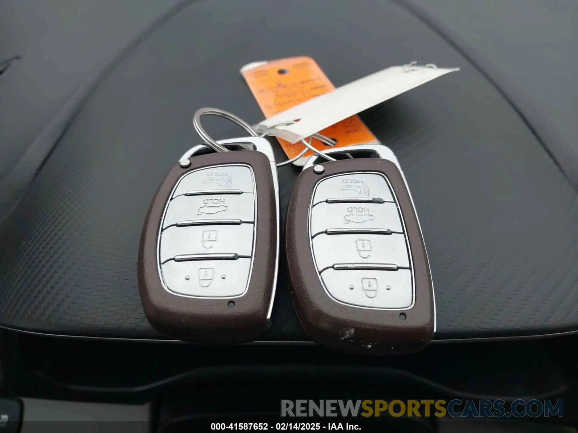 11 Photograph of a damaged car 5NPD84LF2KH414940 HYUNDAI ELANTRA 2019