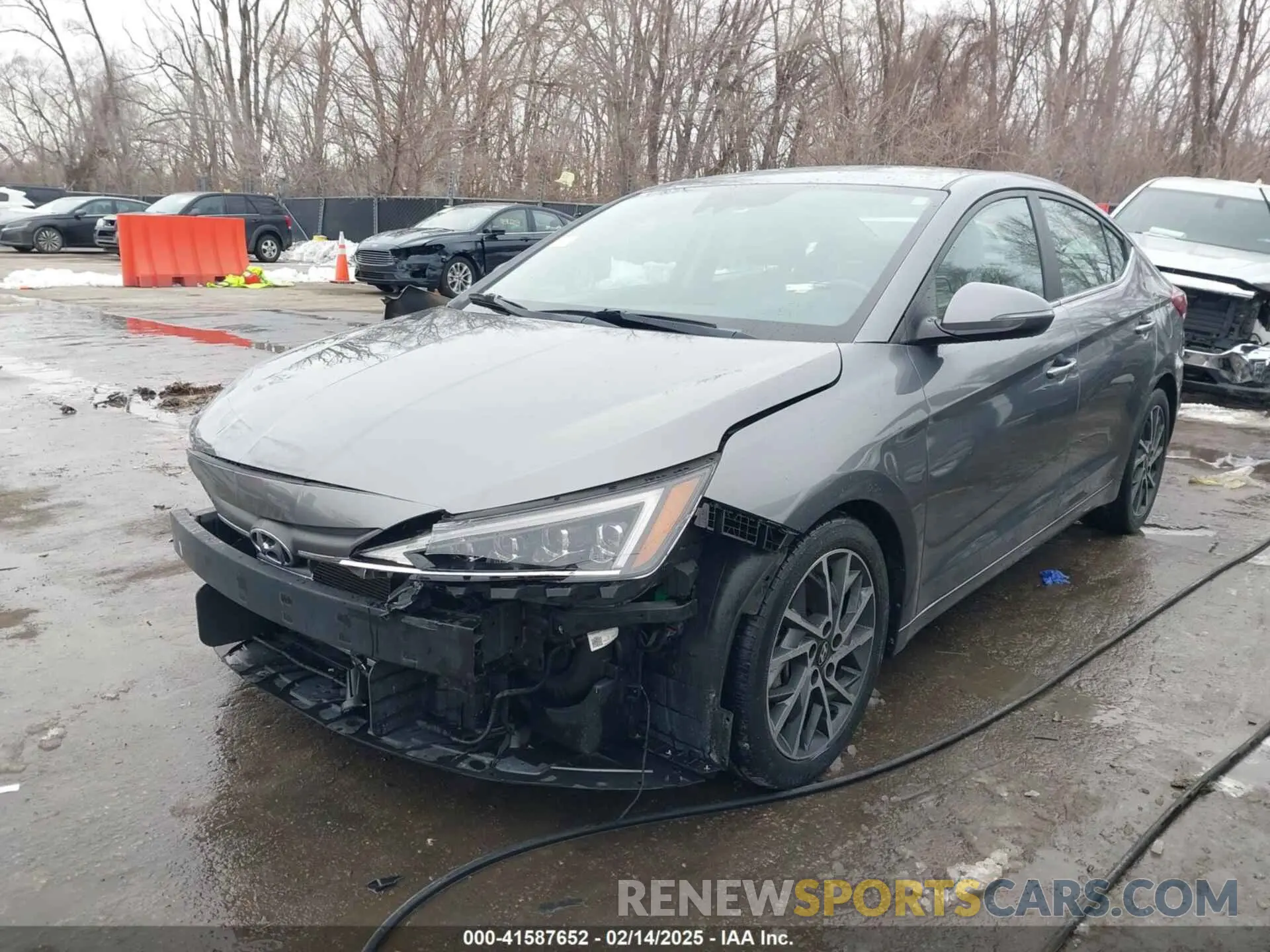 2 Photograph of a damaged car 5NPD84LF2KH414940 HYUNDAI ELANTRA 2019